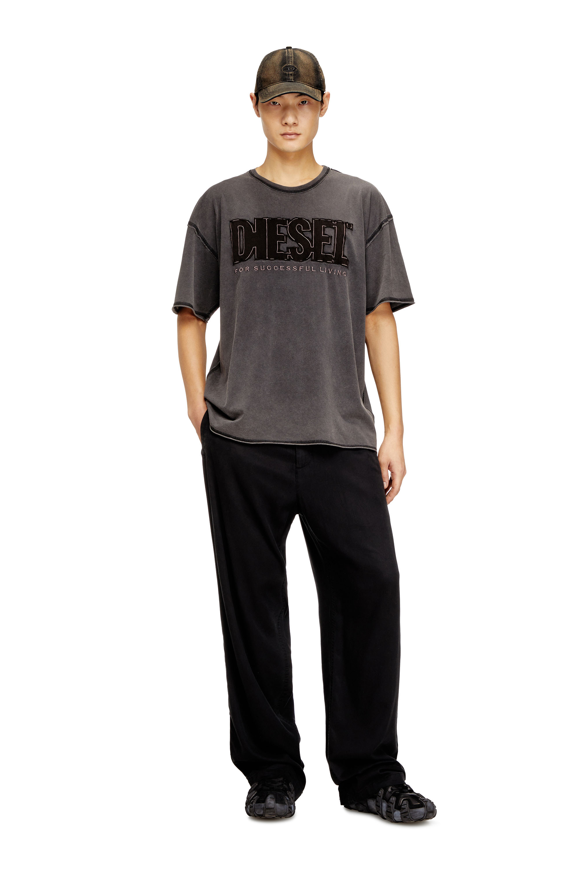 Diesel - T-RAWBOXT, Herren T-Shirt mit appliziertem Logo und rohem Rand in null - 1