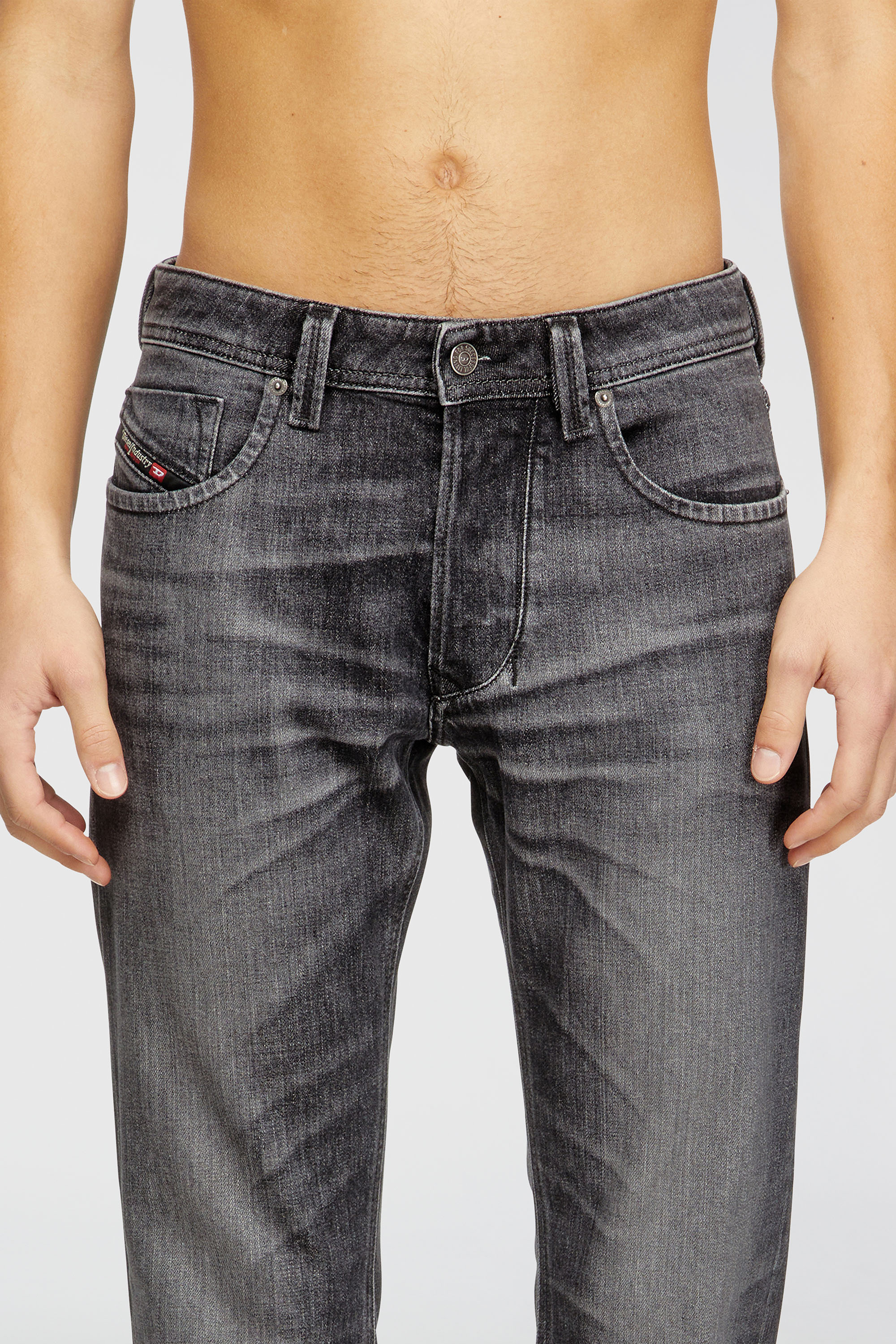Diesel - Herren Regular Jeans 1985 Larkee 09N49, Grau - 5