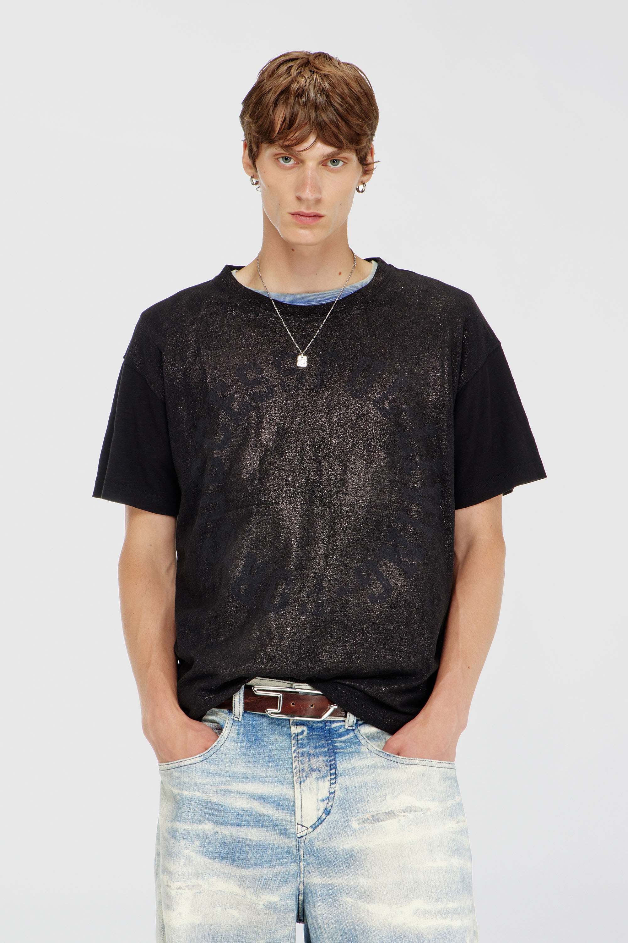 Diesel - T-NORM-AA2, Herren Baumwoll-T-Shirt mit Rundhalsausschnitt und Folienprint in Schwarz - 1