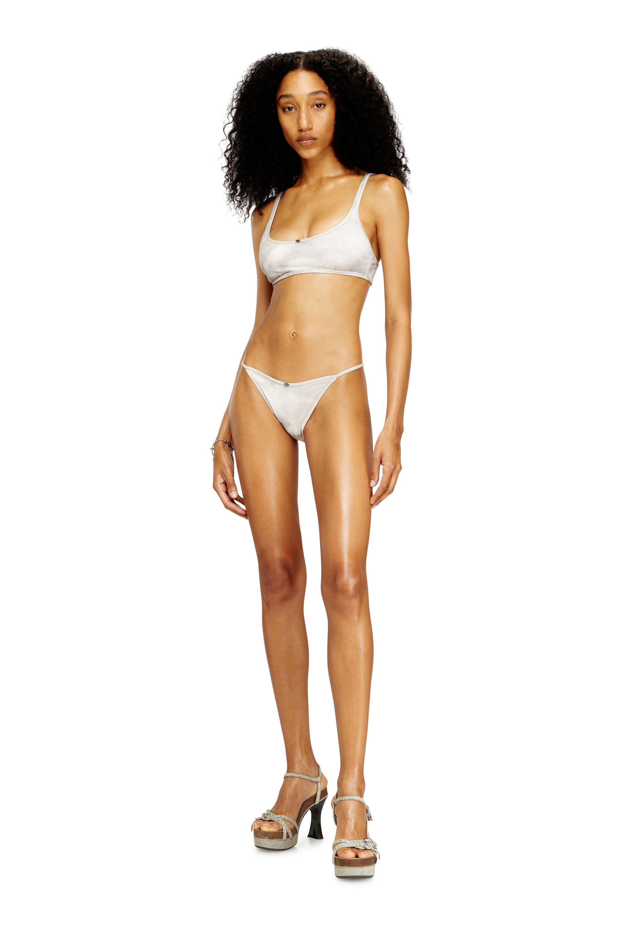 Diesel - CAMILLA-UTLT, Damen Gerippte Bikinihosen mit Camouflage-Print in Wei&szlig; - 1