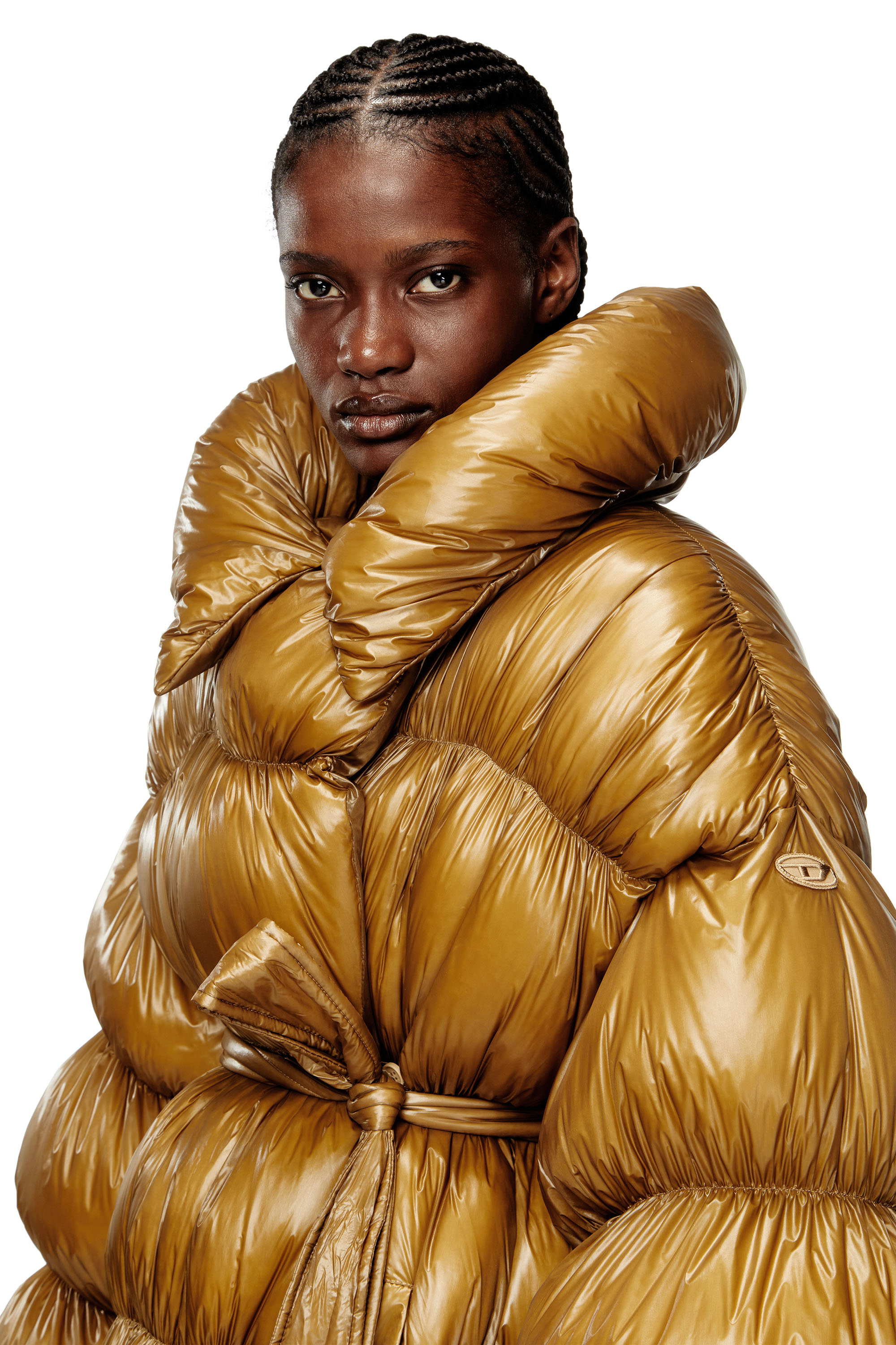 Diesel - W-INONA-LONG, Damen Gesteppter Daunenmantel mit Gürtel in Braun - 5