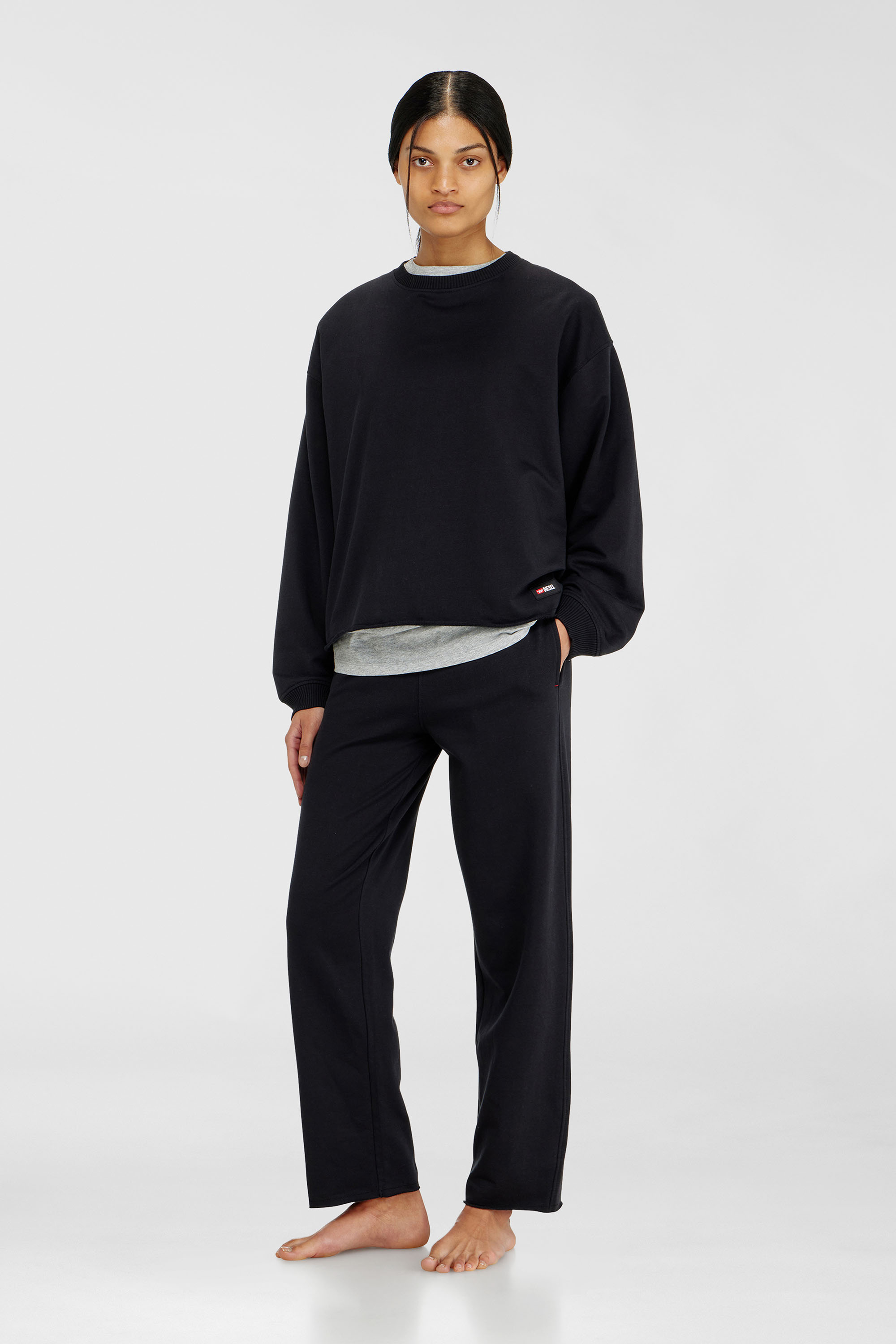 Diesel - PATRICIA-D-CORE, Damen Aufgerautes Sweatshirt mit offener Kante in Schwarz - 2