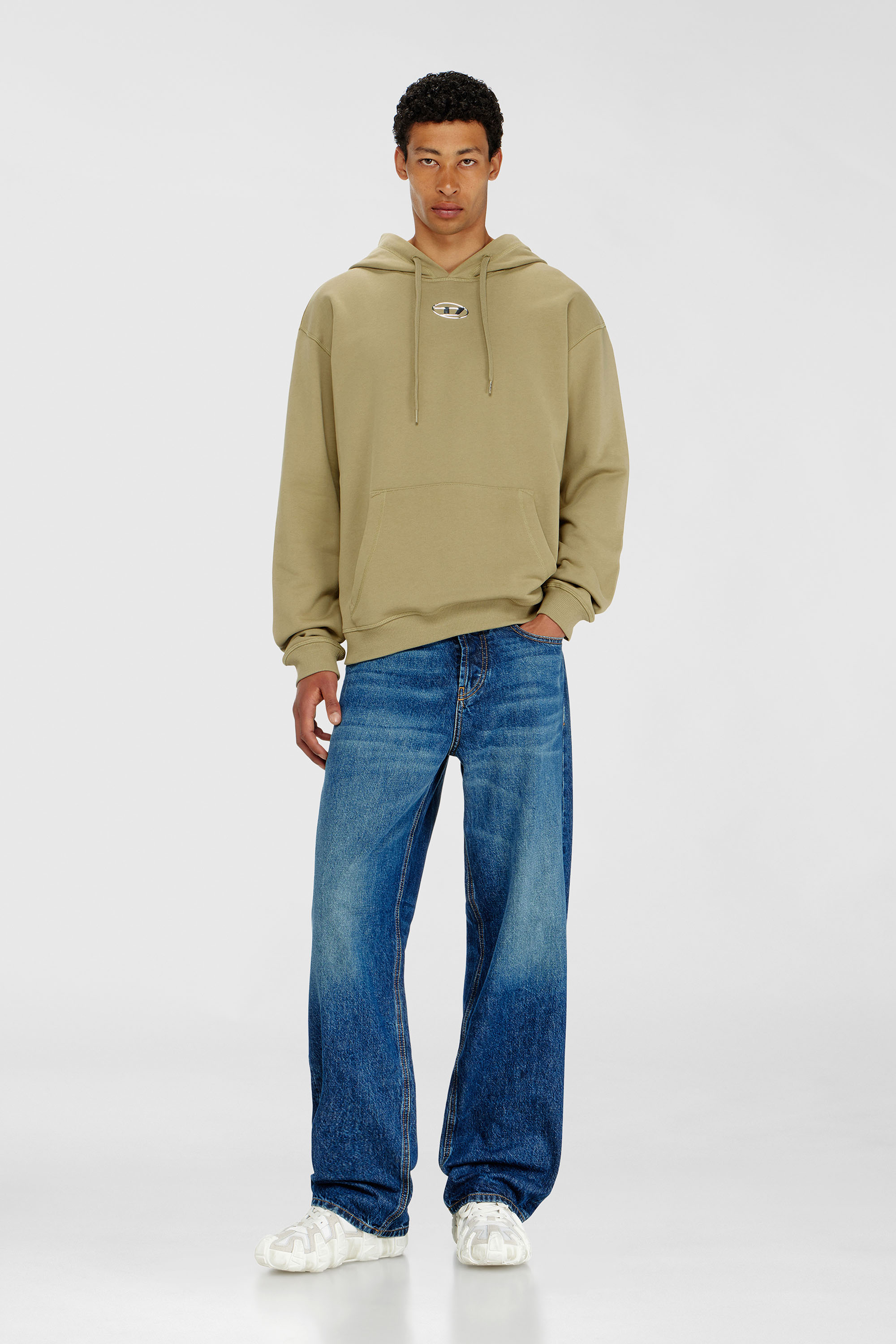 Diesel - S-NORM-HOOD-IOD, Herren Baumwoll-Hoodie mit metallischem Oval D in Olivgr&uuml;n - 2