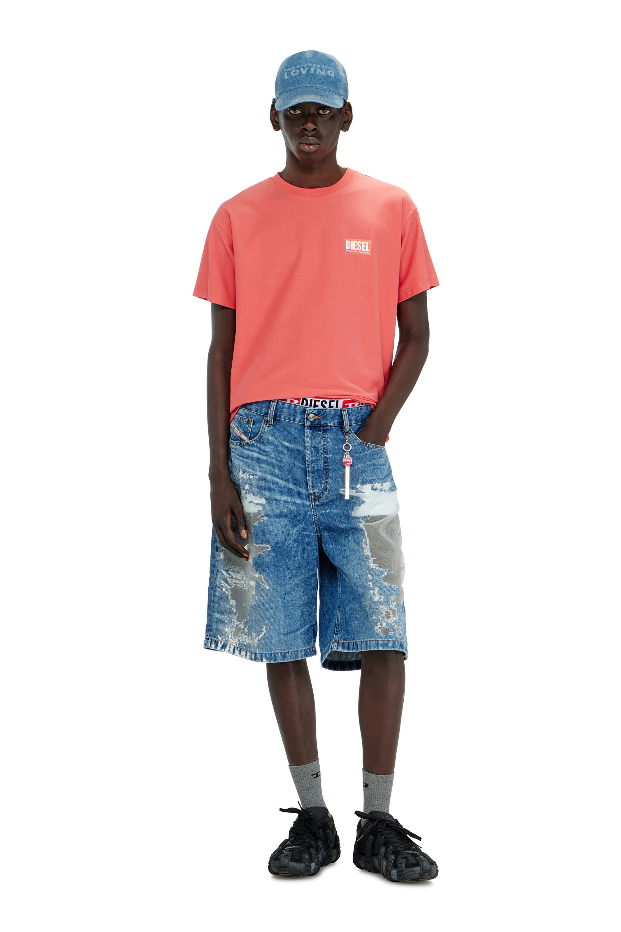Diesel - PR-DE-SIRE-SHORT, Unisex Shorts aus devor&eacute;-denim in Mittelblau - 1