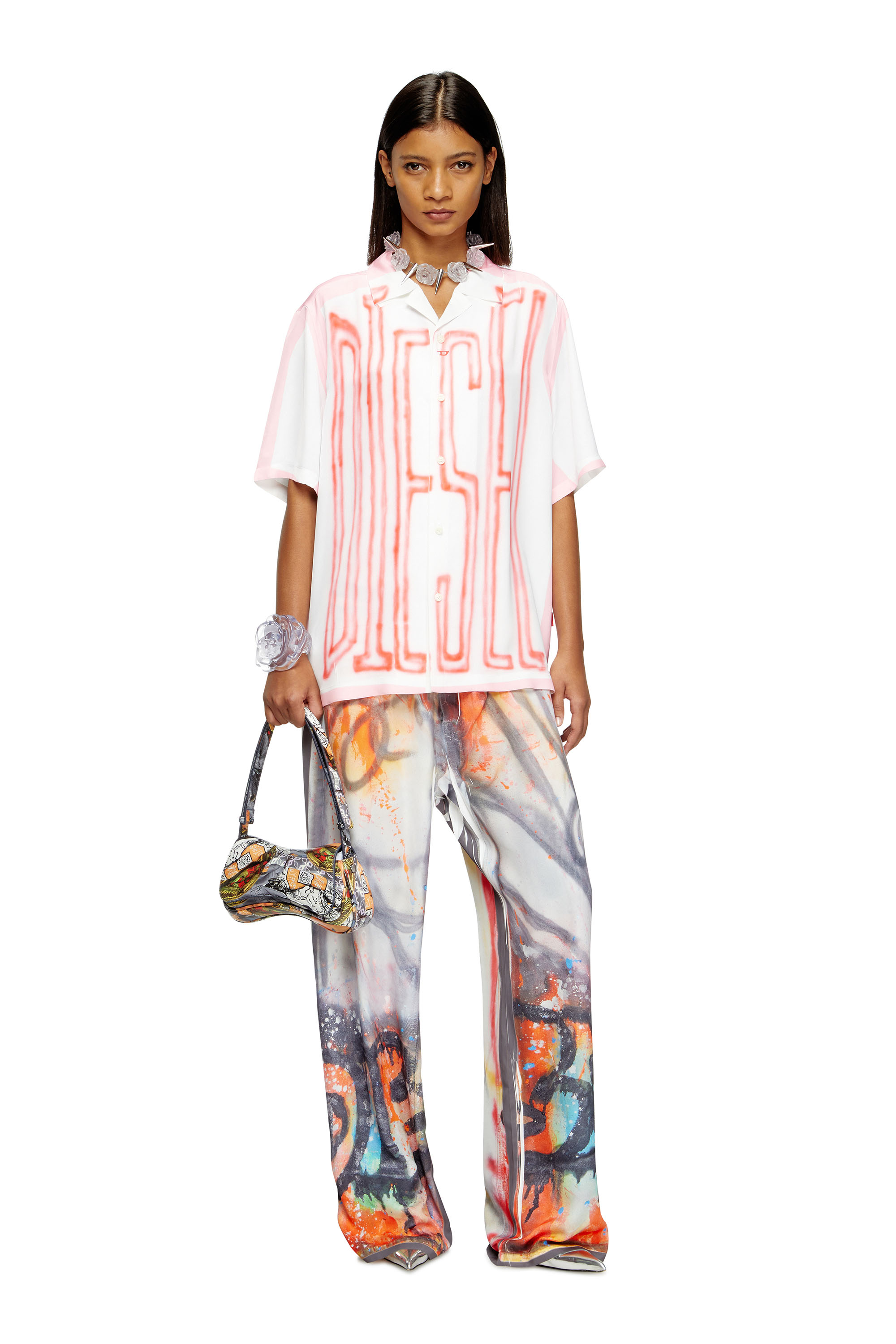 Diesel - C-PAROSHORT-GRAFFITI-FRA, Unisex Bowling-Hemd aus Satin mit Graffiti-Logo in Rosa/Weiss - 6