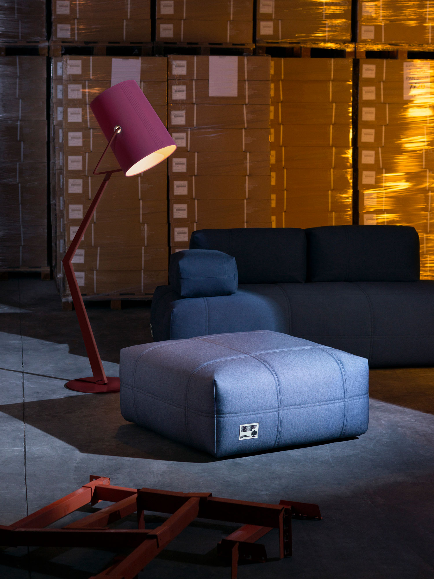 AEROZEPPELIN - POUF, - Furniture