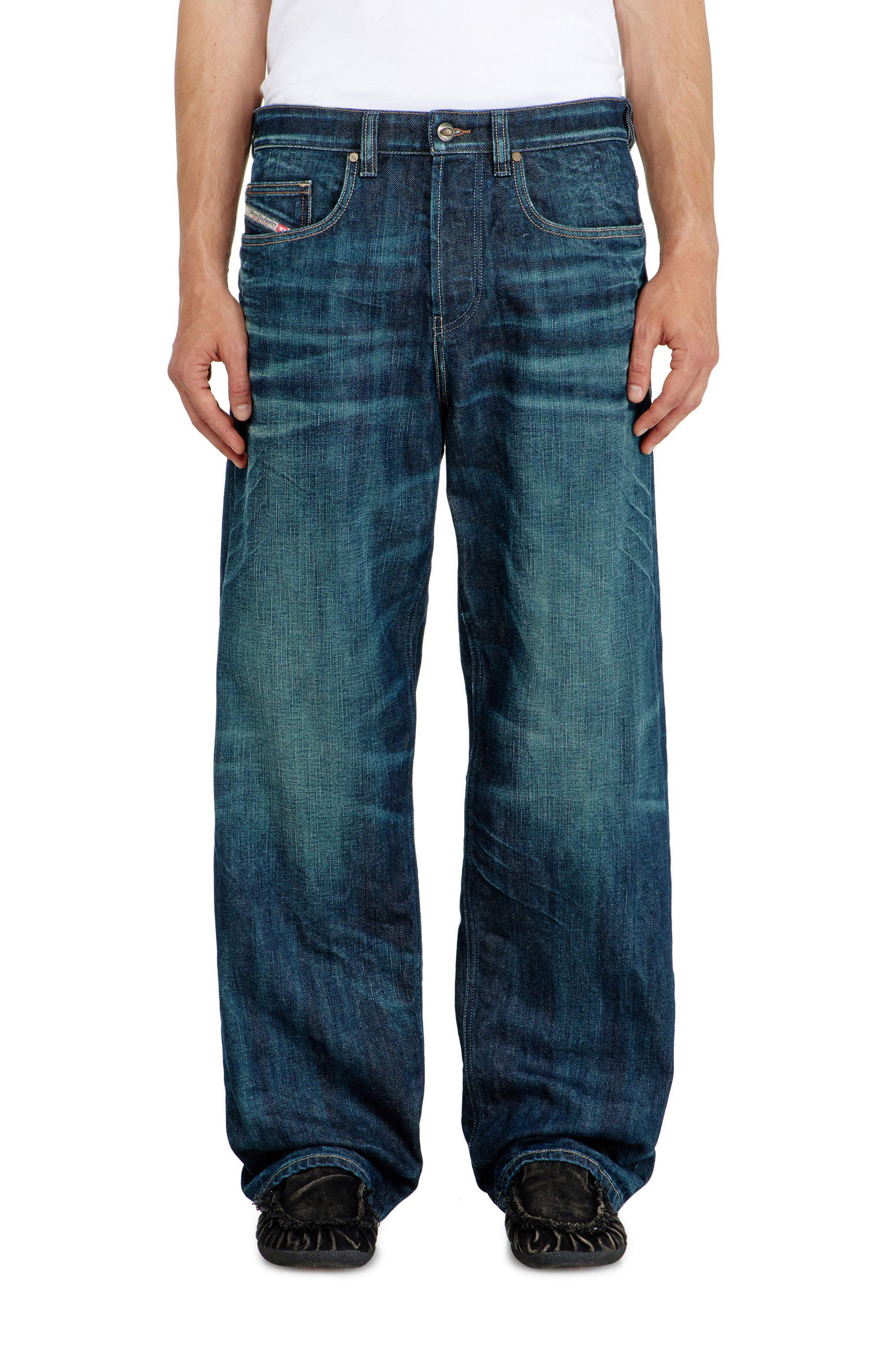 Diesel - Herren Relaxed Jeans 2001 D-Macro 09Q04, Dunkelblau - 4