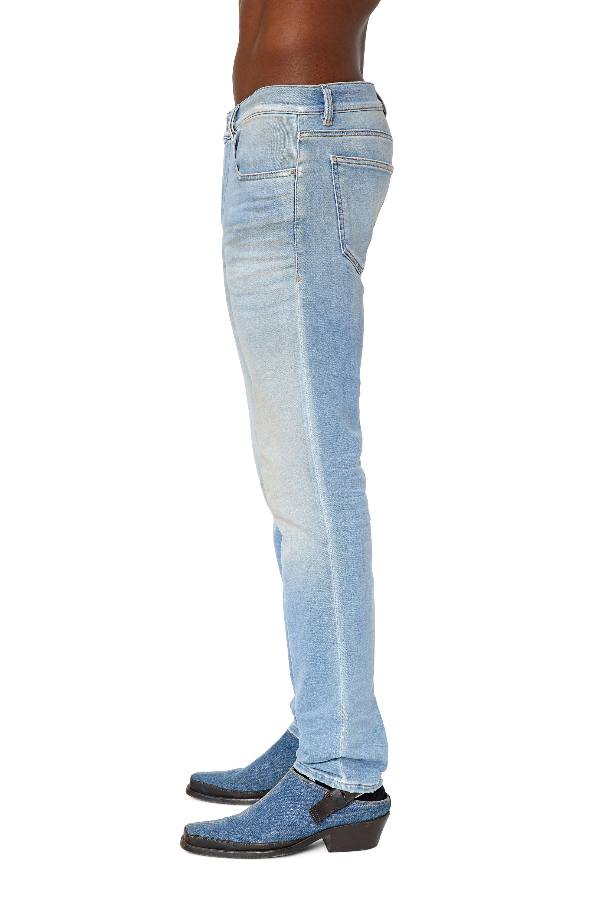 Diesel - Slim D-Strukt JoggJeans® 068CW, Hellblau - Image 4