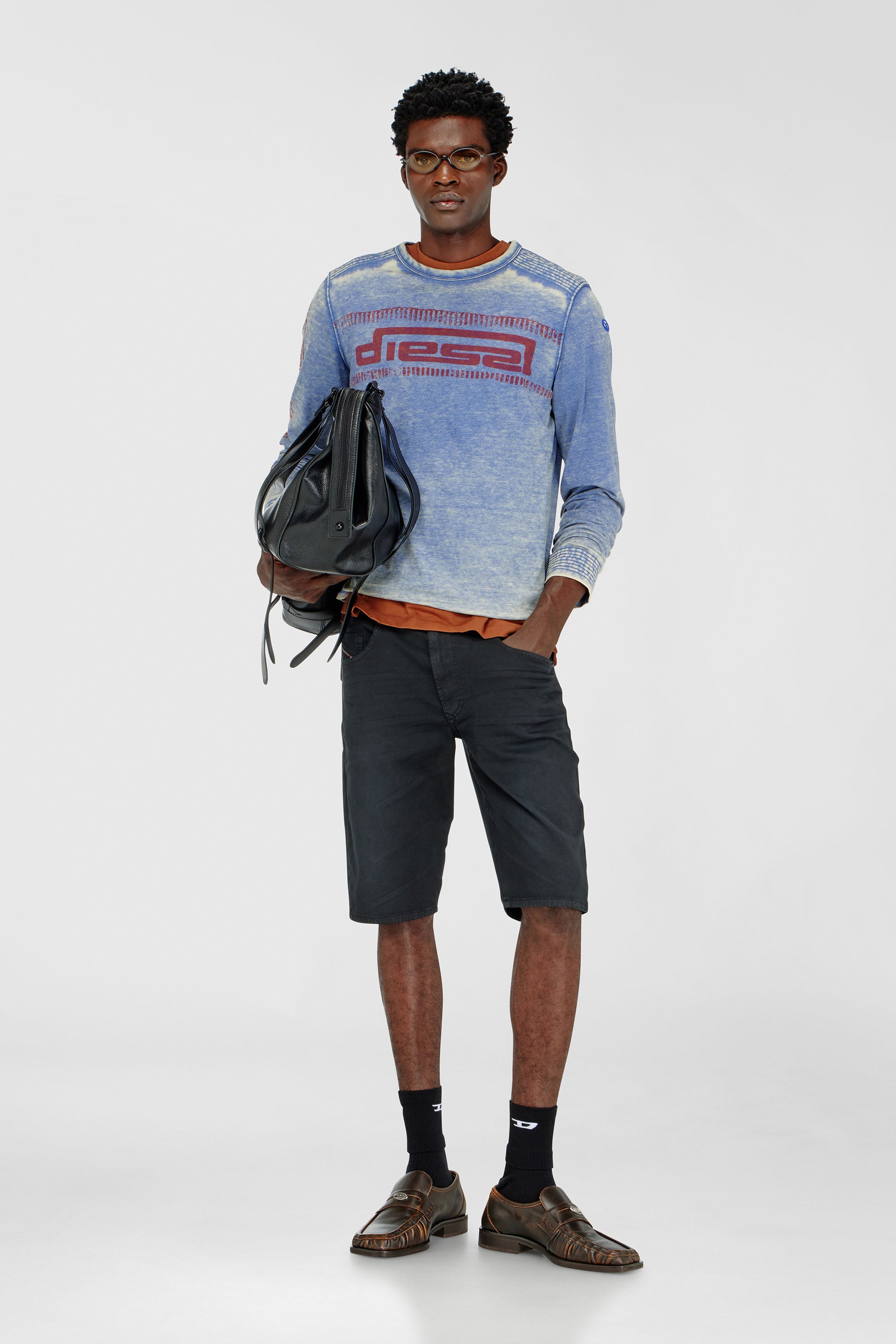 Diesel - 2033 D-KROOLEY-SHORT JOGG, Herren Chinoshorts aus JoggJeans in Schwarz - 1