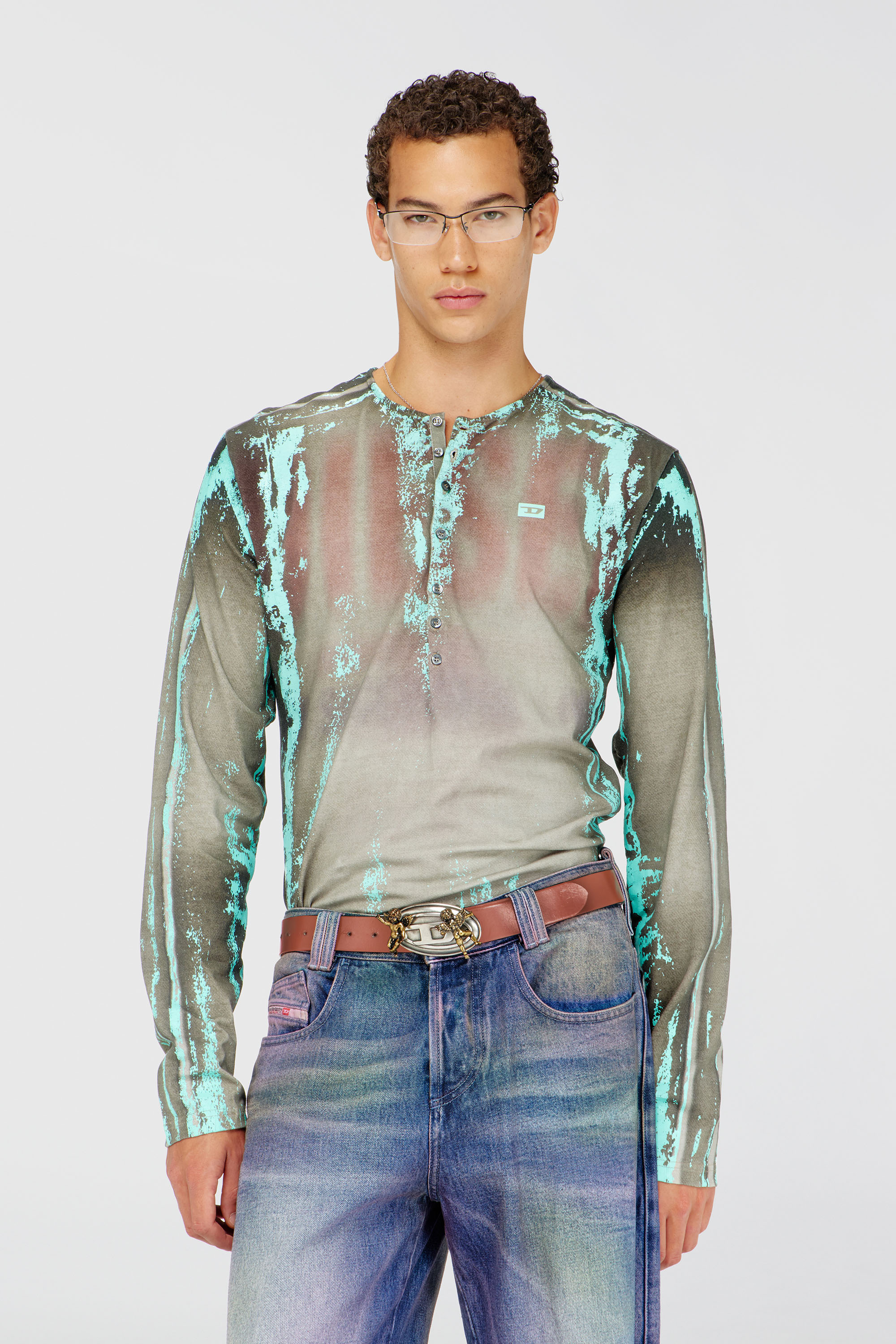 Diesel - T-FYNO-ML, Herren Grandad T-Shirt aus Jersey mit Leder-Crack-Effekt in Grau/Blau - 2