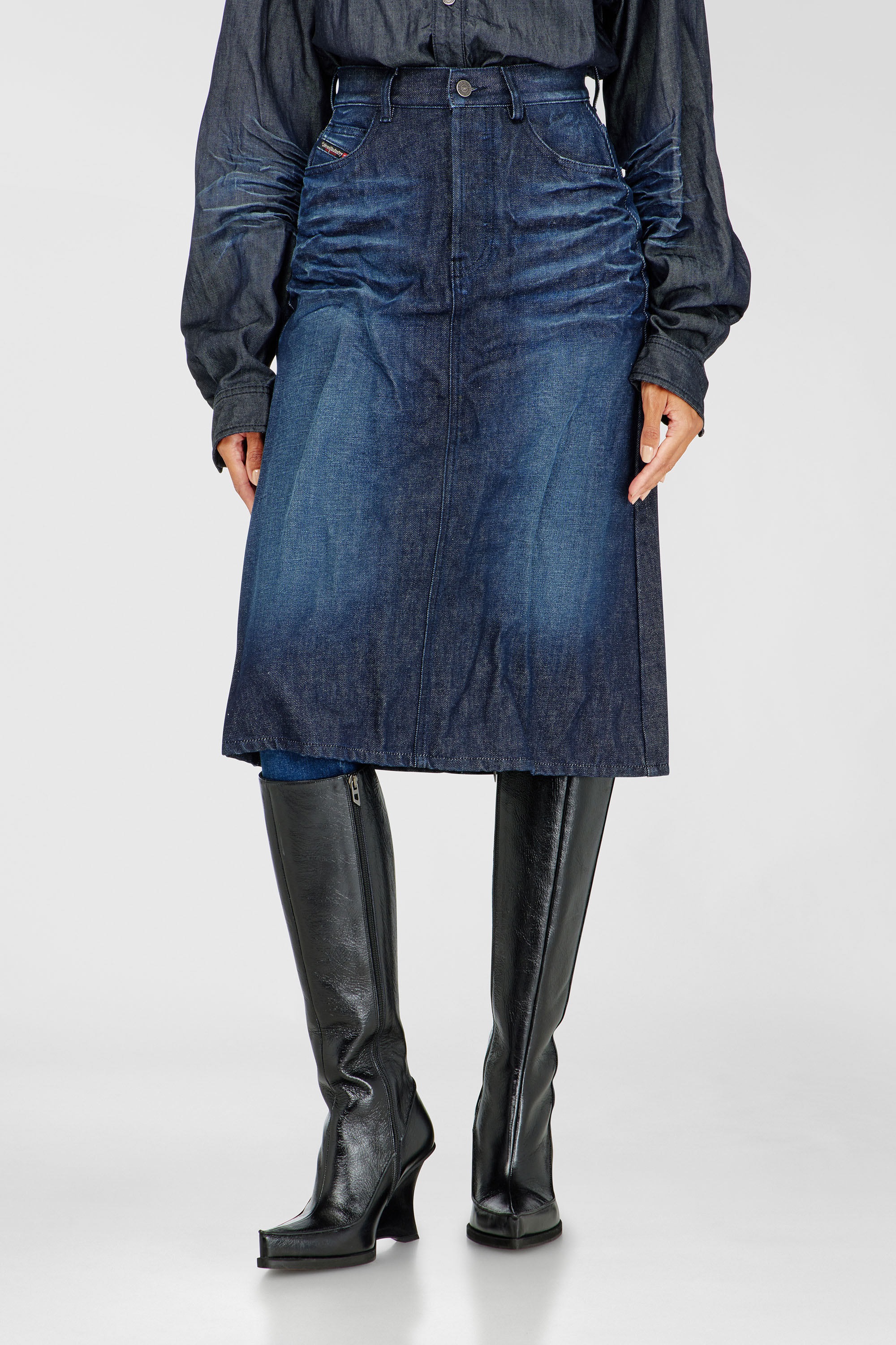 Diesel - DE-IRTI-FSJ, Damen Midirock aus geknittertem denim in Dunkelblau - 1