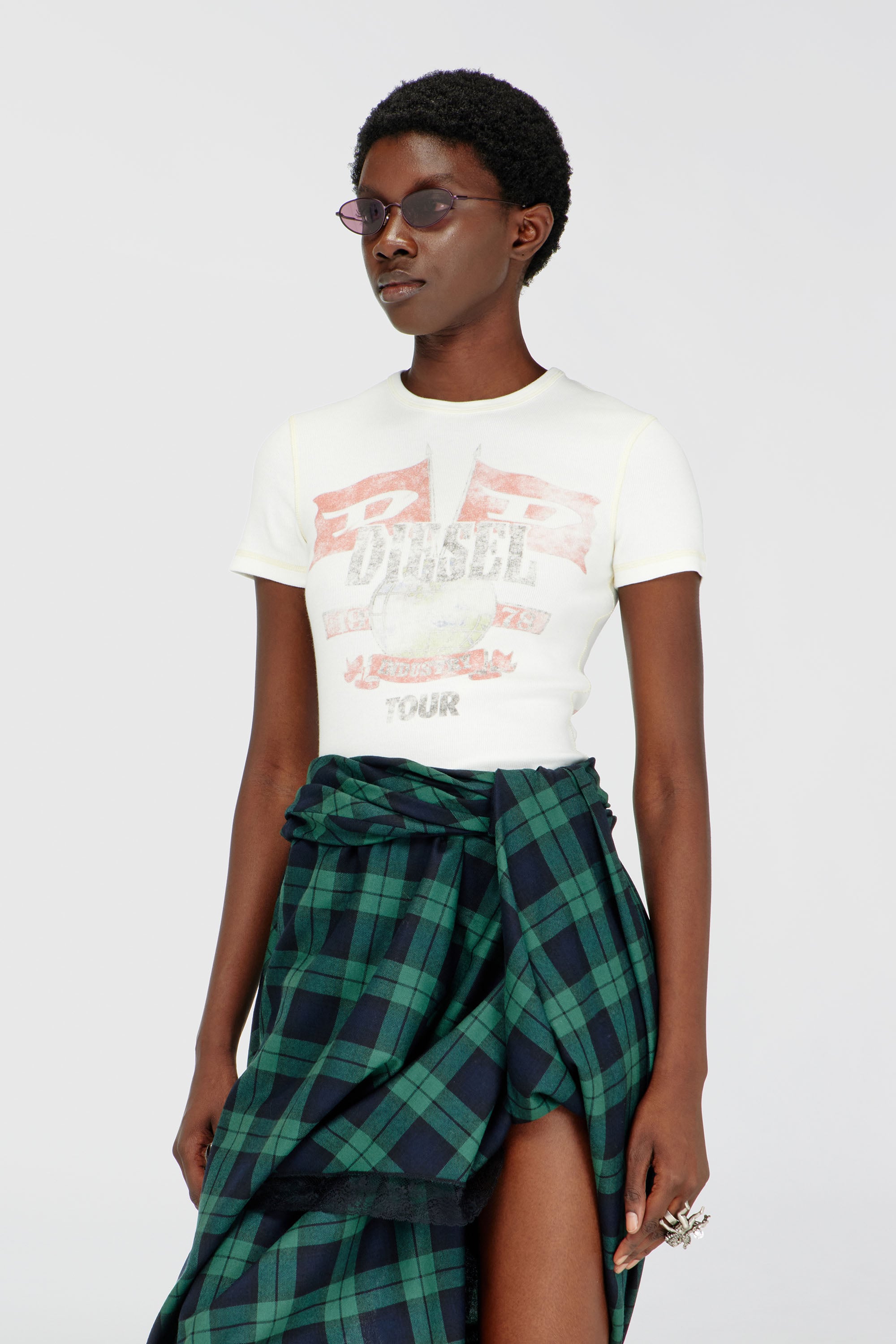 Diesel - T-MARSY-RIB, Damen Geripptes T-Shirt mit Konzertgrafiken in null - 1