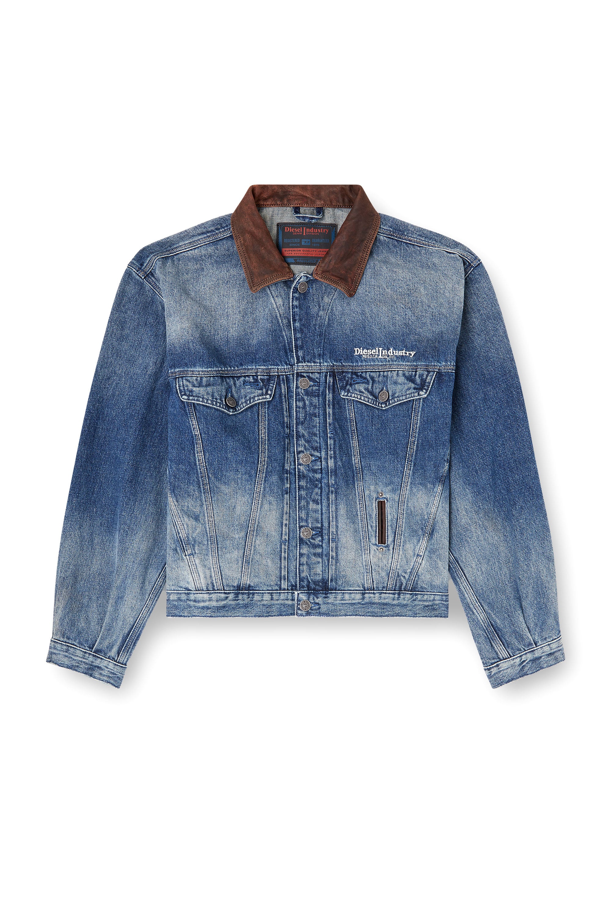 Diesel - D-DENVER-S1, Unisex Jeans-Truckerjacke mit kontrastierenden Lederbes&auml;tzen in Blau - 2