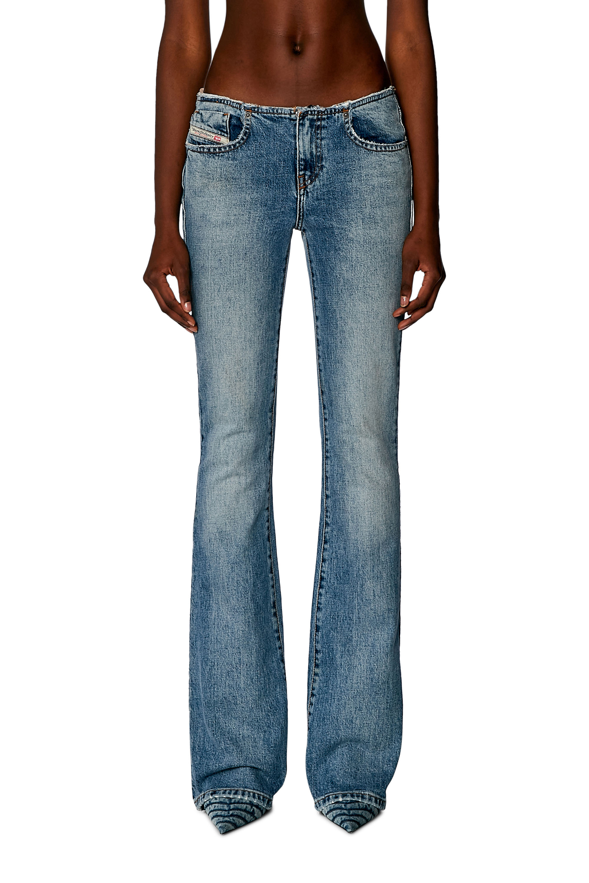 Diesel - Bootcut and Flare Jeans 1969 D-Ebbey 0DQAD, Hellblau - Image 2
