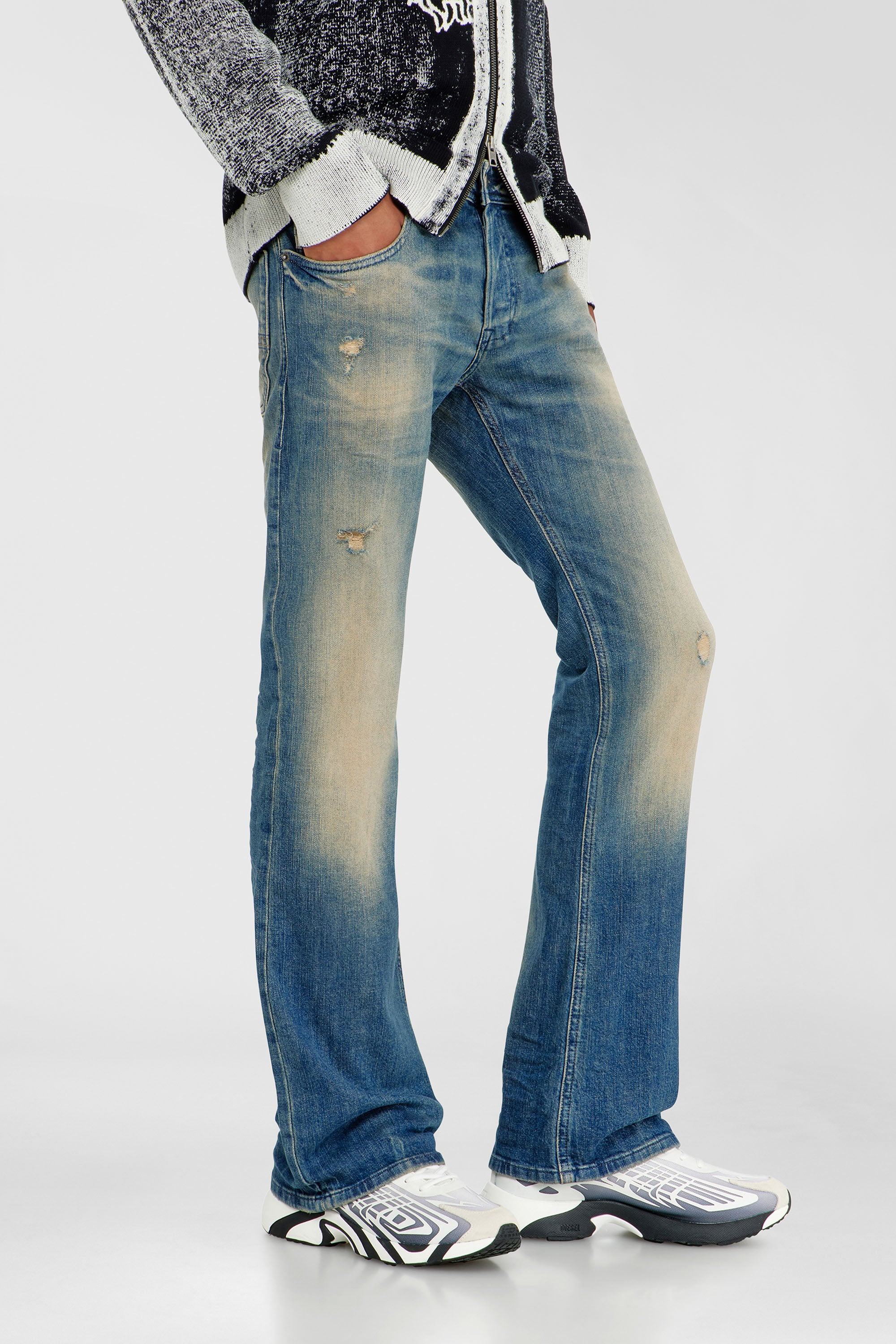Diesel - Herren Bootcut Jeans 2007 Zatiny 0KBBW, Mittelblau - 7