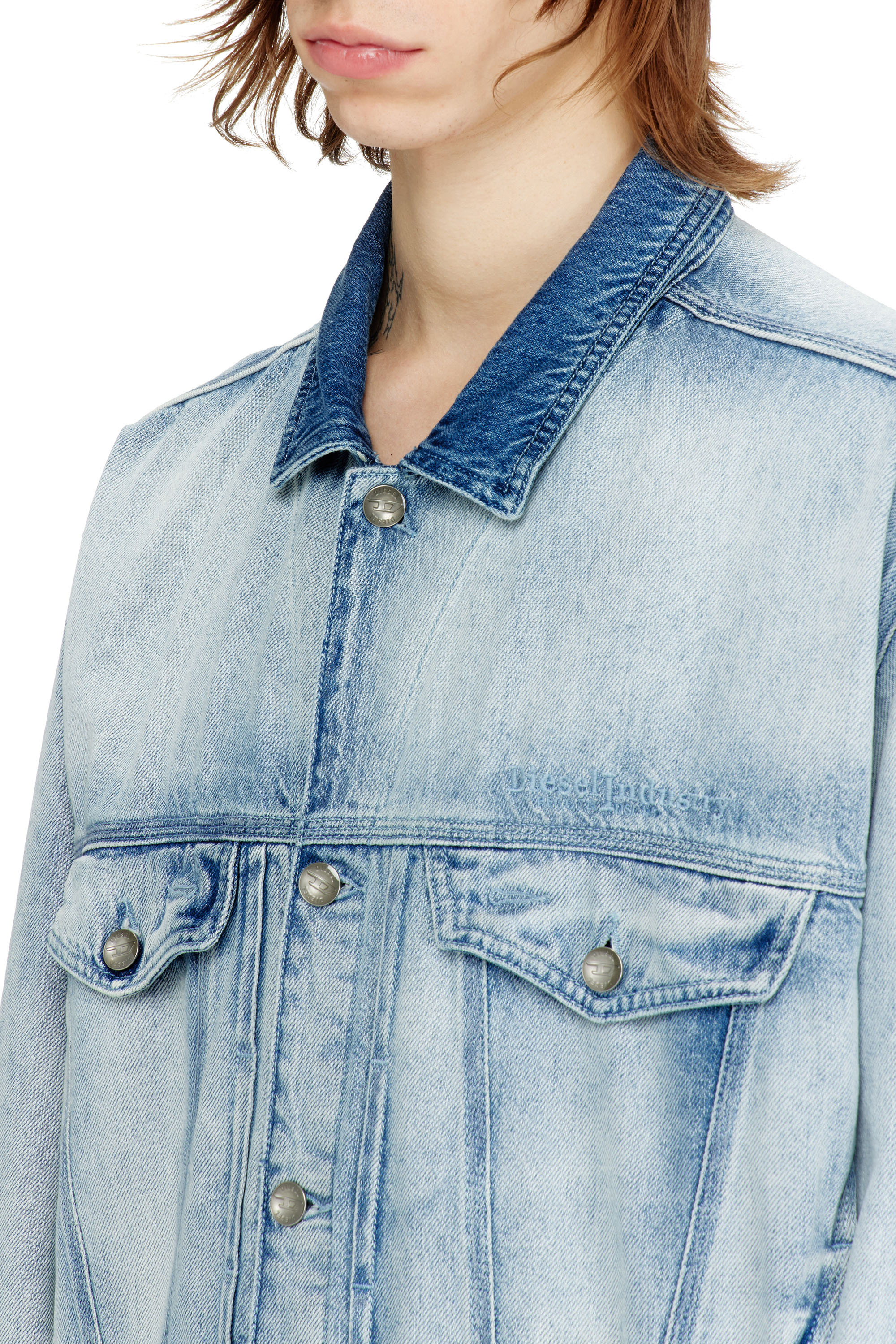 Diesel - D-DENVER-FSI1, Unisex Trucker-Jacke aus mittelhellem Skeleton-Denim in Hellblau - 5