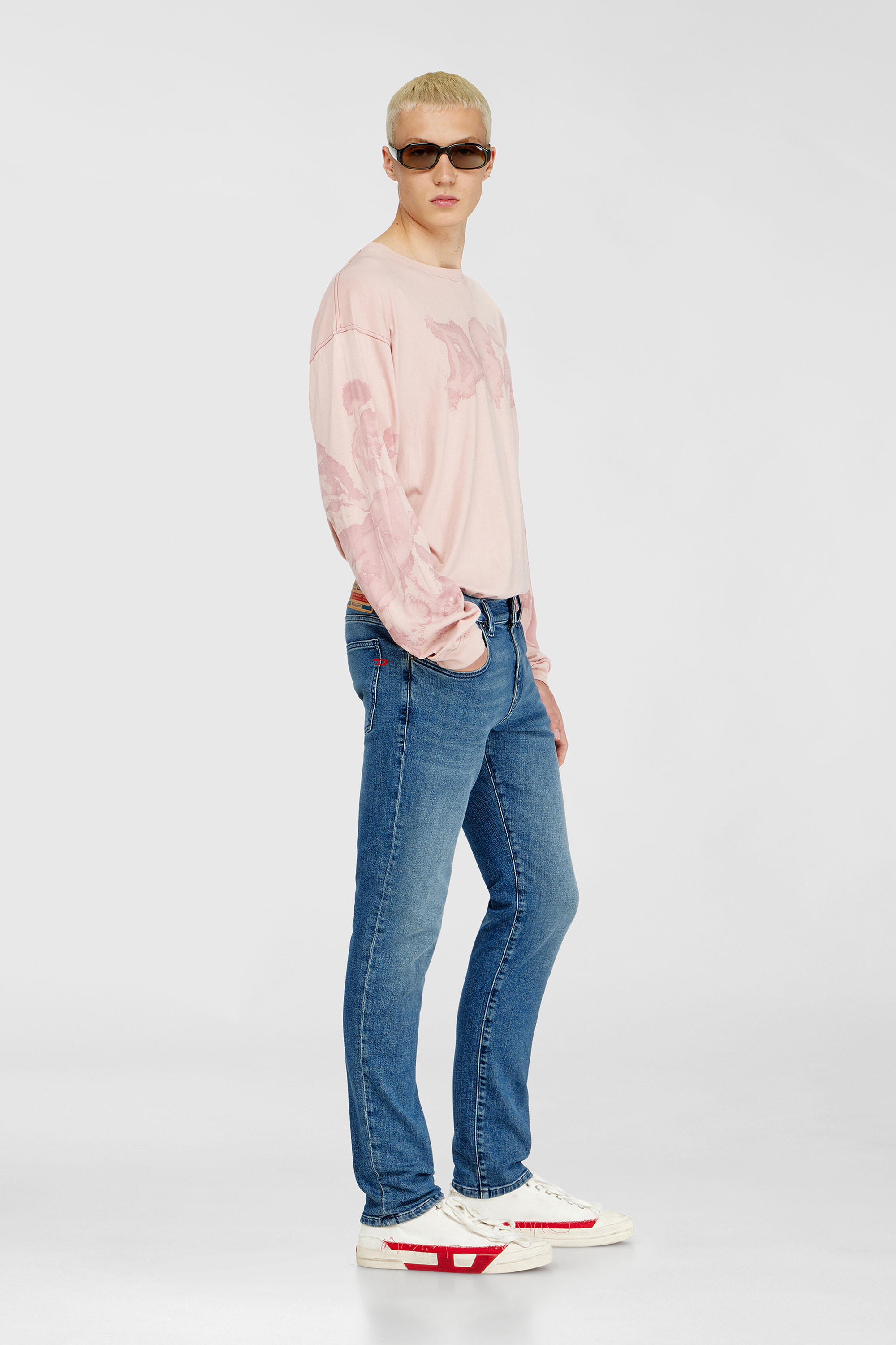 Diesel - Herren Slim Jeans 2019 D-Strukt 0HDBK, Mittelblau - 1