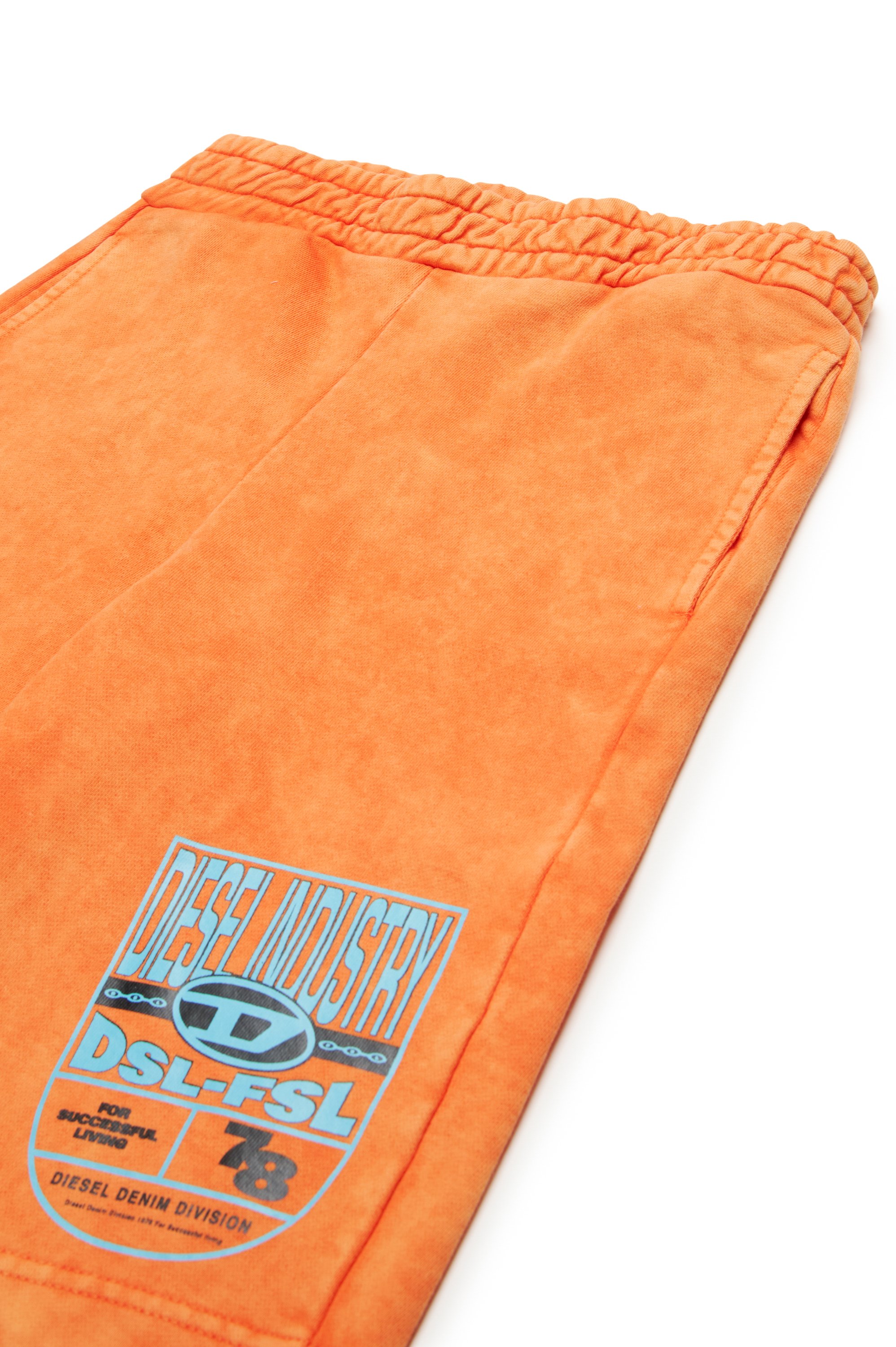 Diesel - PARRID, Herren Marmorierte Sweatshorts mit Grafik-Print in Orange - 3