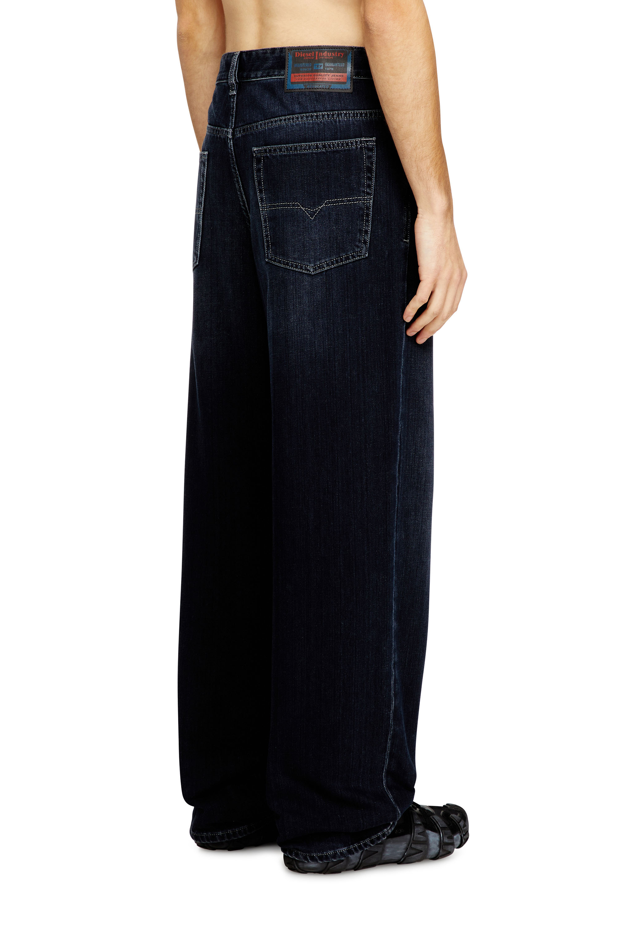 Diesel - Herren Relaxed Jeans 2001 D-Macro 09Q19, Dunkelblau - 3