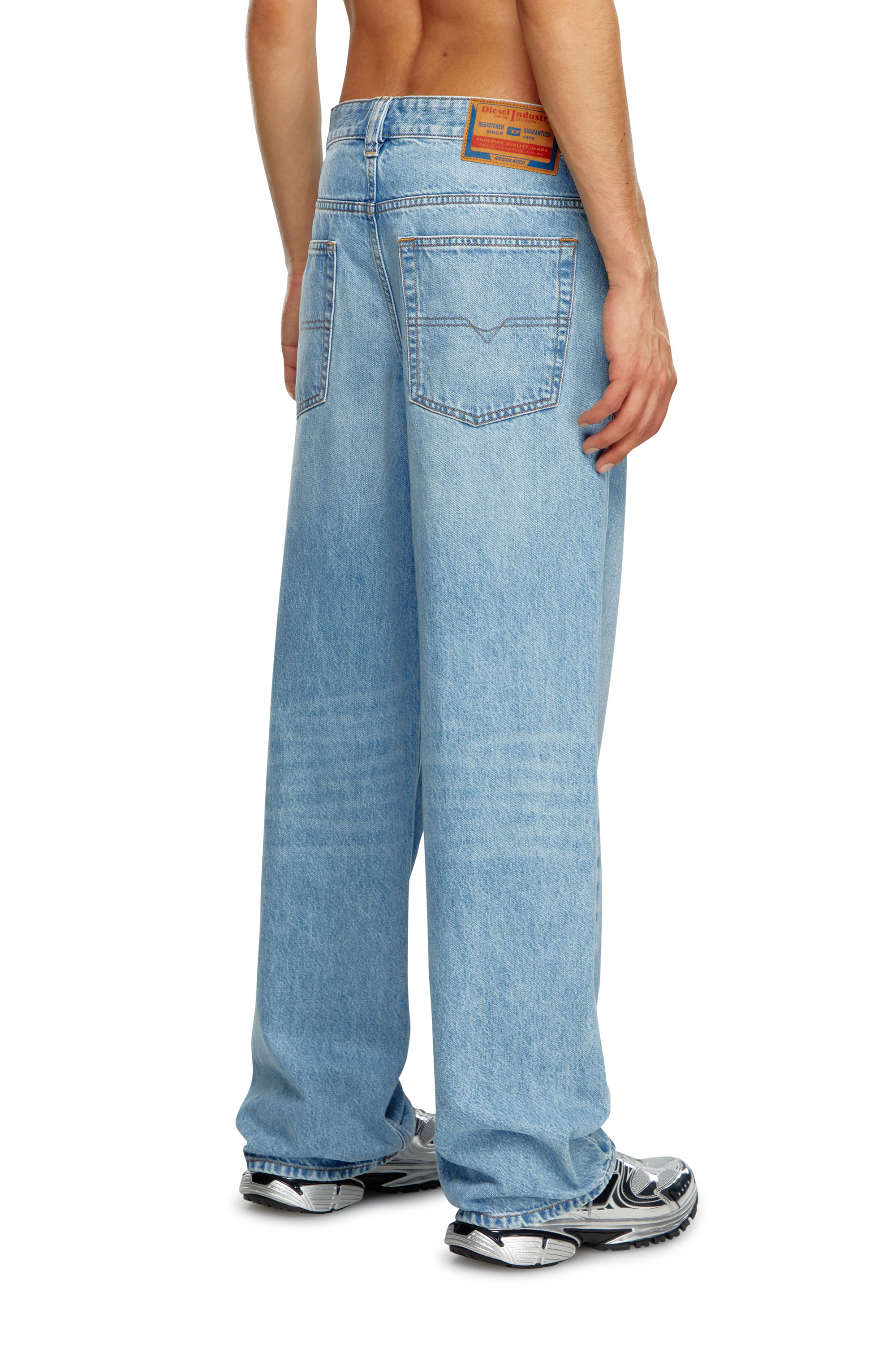 Diesel - Straight Jeans 2001 D-Macro 09I29, Hellblau - Image 1