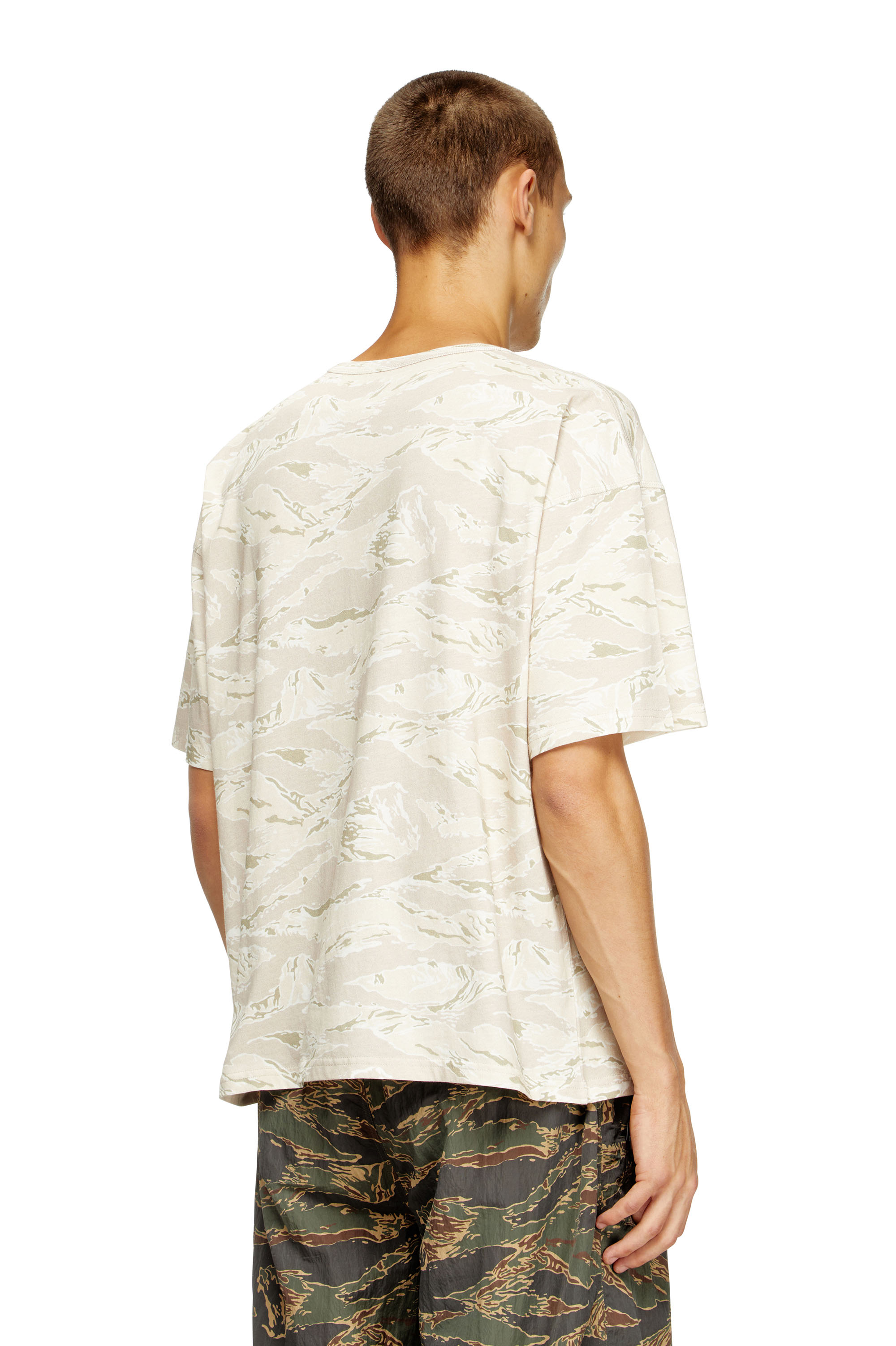Diesel - T-BOXT-T14, Herren Camo-T-Shirt mit Eagle-Print in Hellbraun - 3