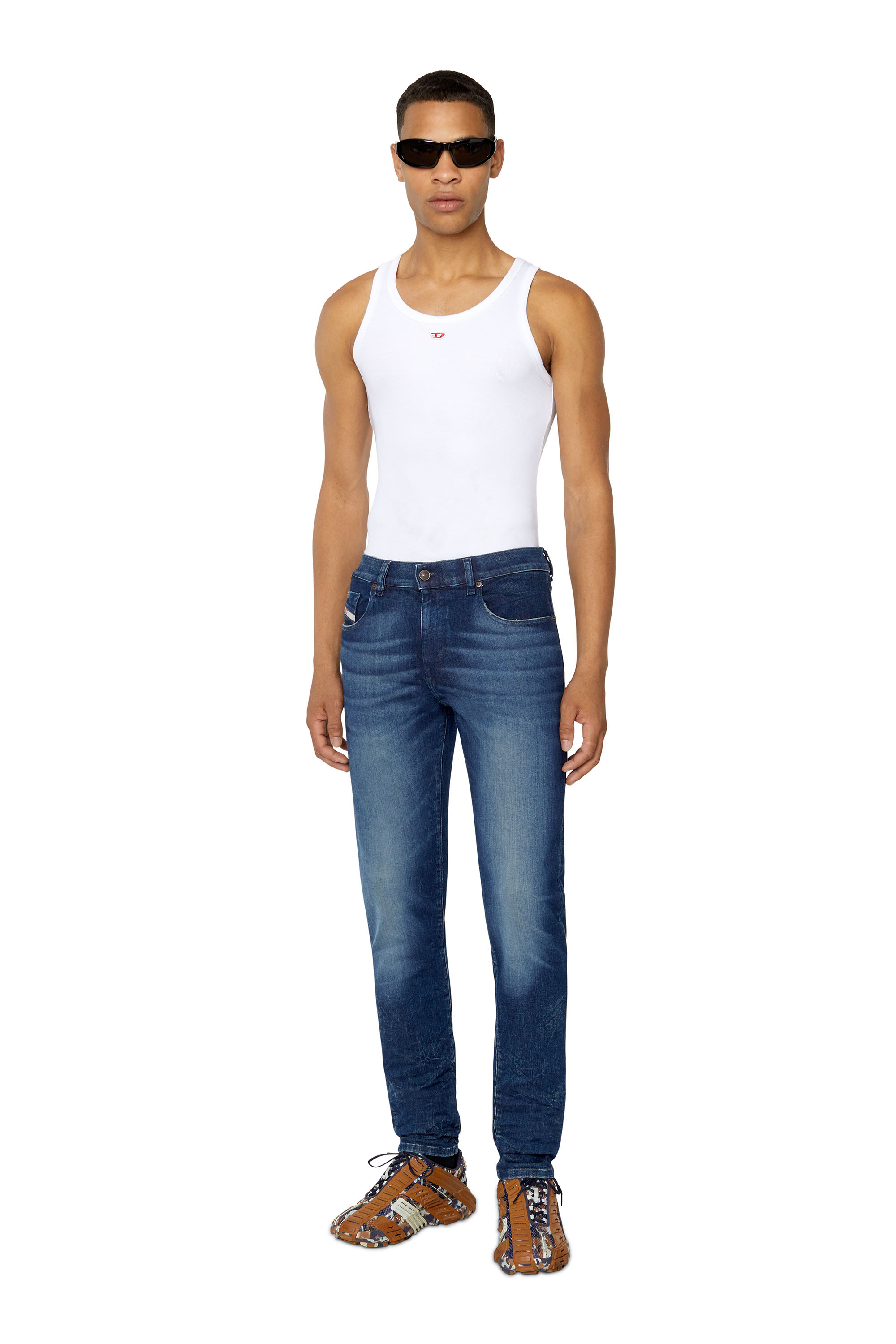 Diesel - 2019 D-Strukt 09F54 Slim Jeans, Dunkelblau - Image 5