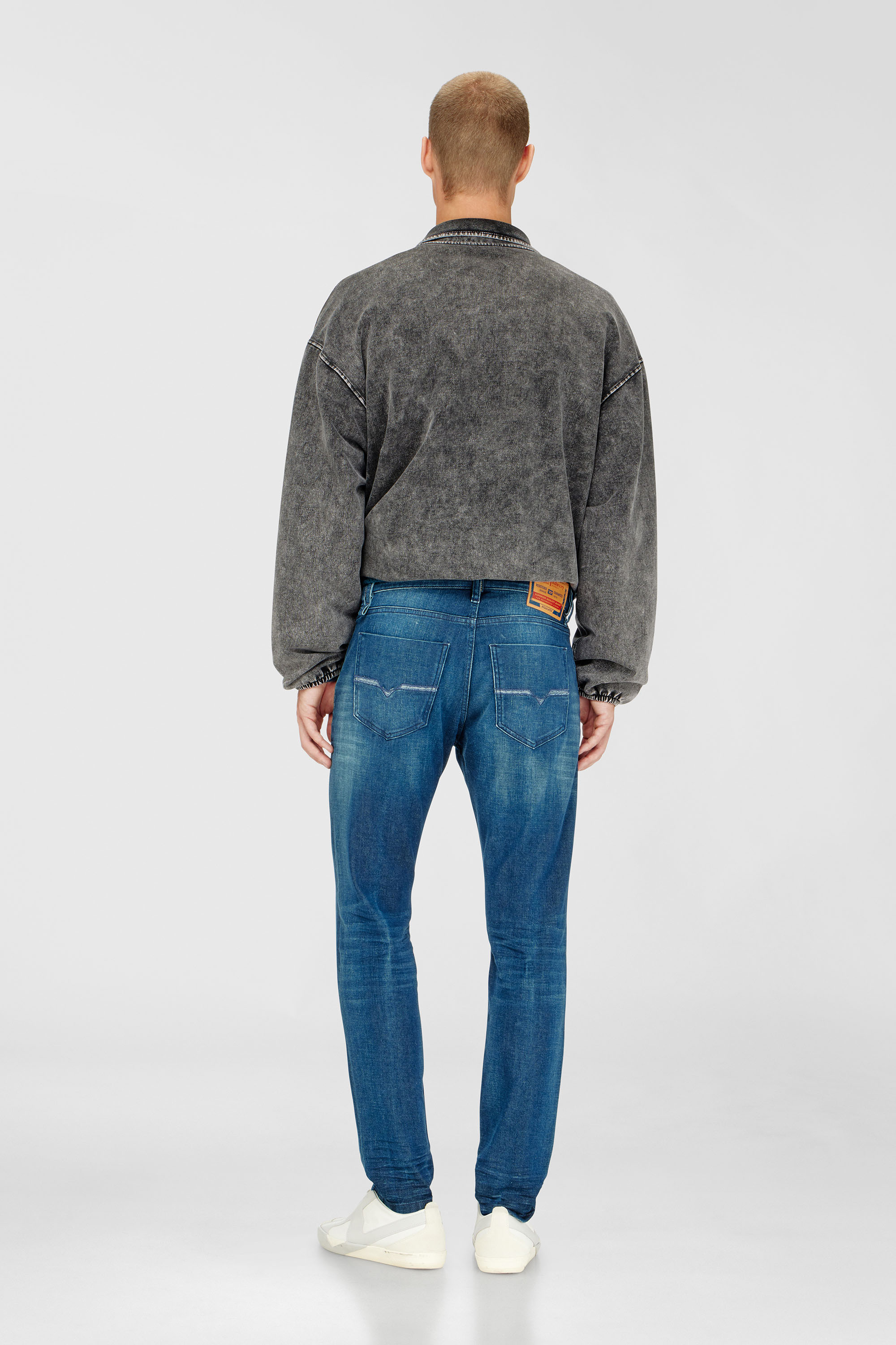 Diesel - Herren Slim Jeans 2019 D-Strukt 0PBBZ, Mittelblau - 3