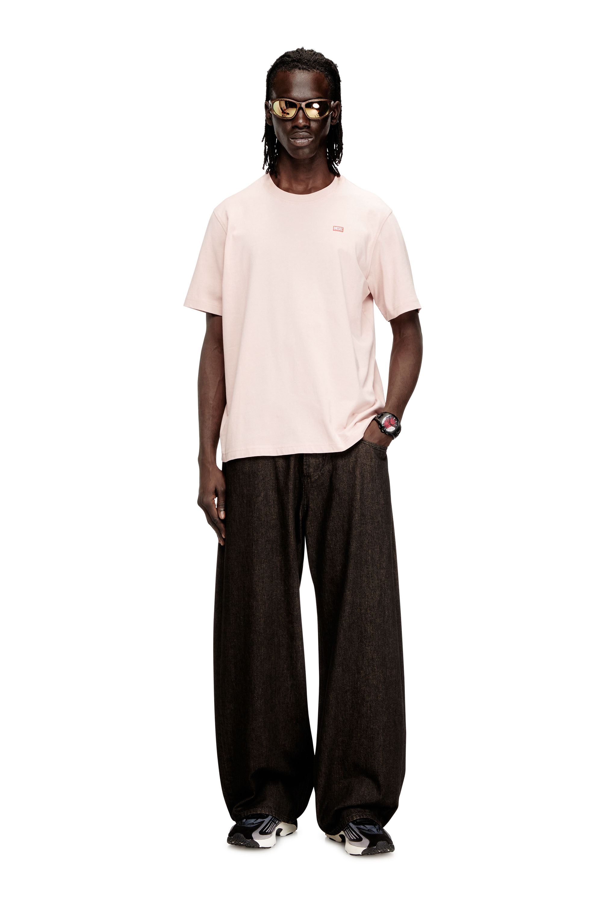 Diesel - T-ADJUST-V10, Herren Reguläres T-Shirt mit Diesel-Patch und Fotoprint in Gesichtspuder - 1