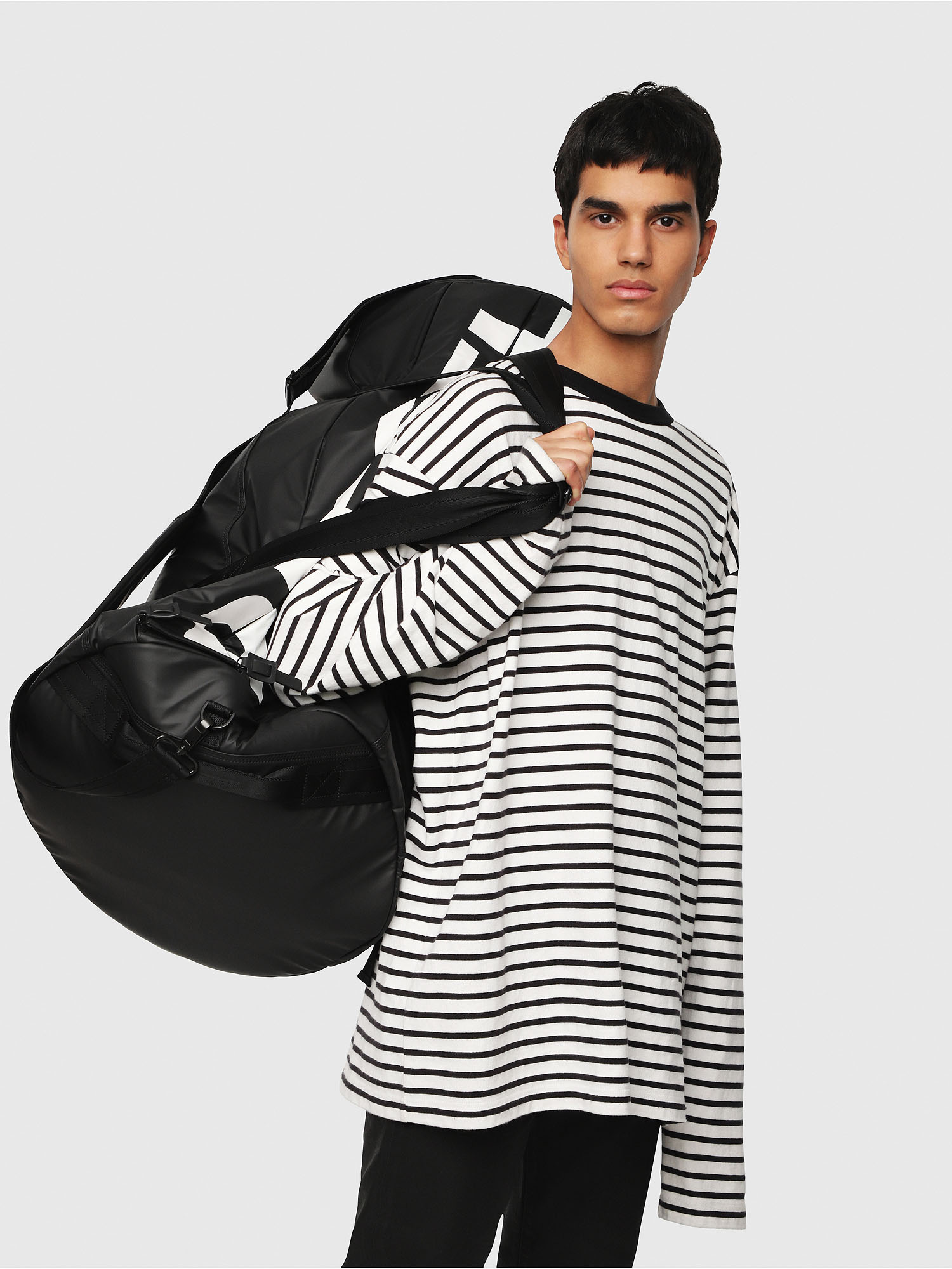 F-BOLD DUFFLE XL, Schwarz/Weiß Diesel - F-BOLD DUFFLE XL, Schwarz/Weiß - Image 1