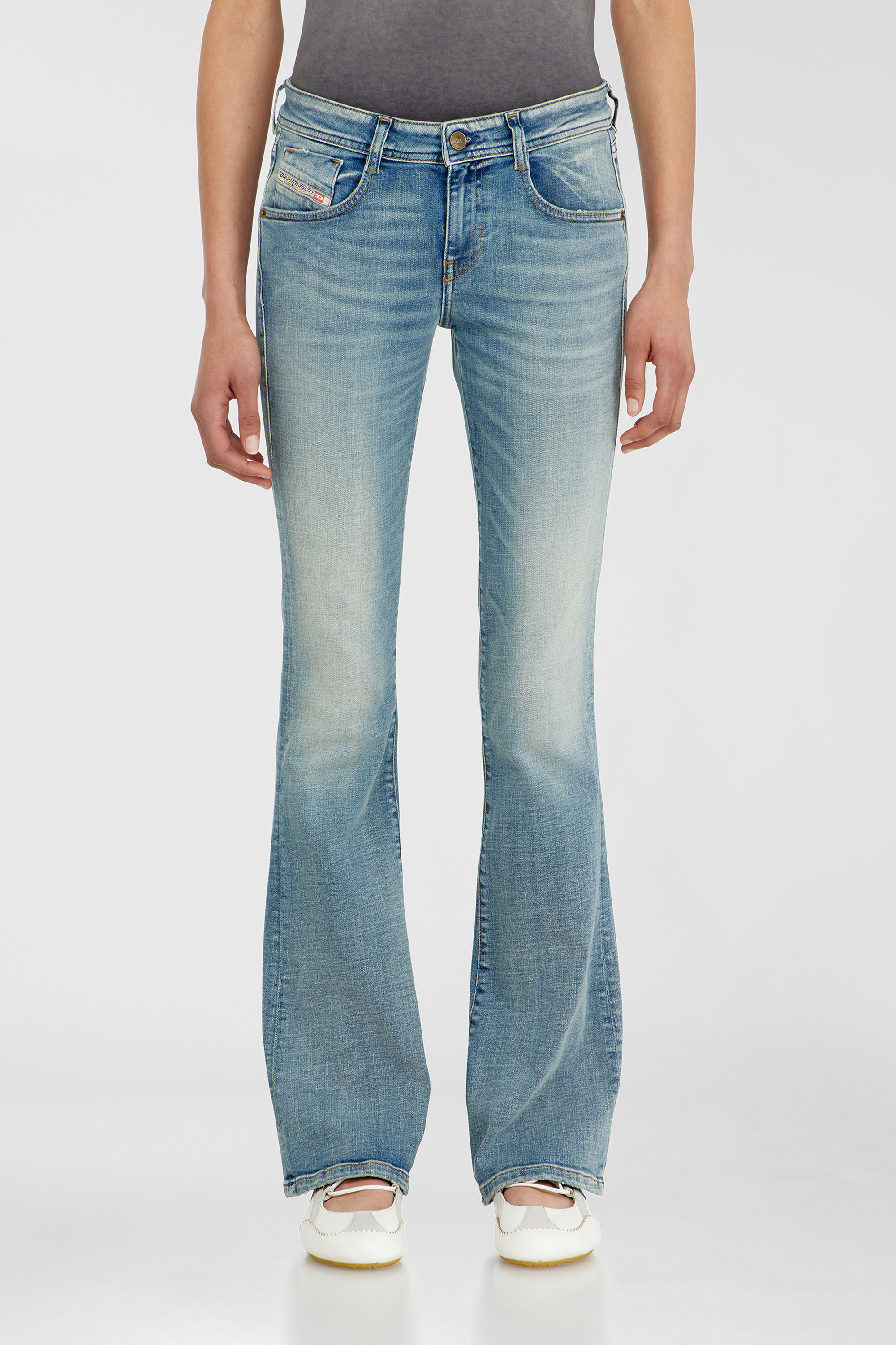 Diesel - Damen Bootcut Jeans 1969 D-Ebbey 09P42, Hellblau - 1