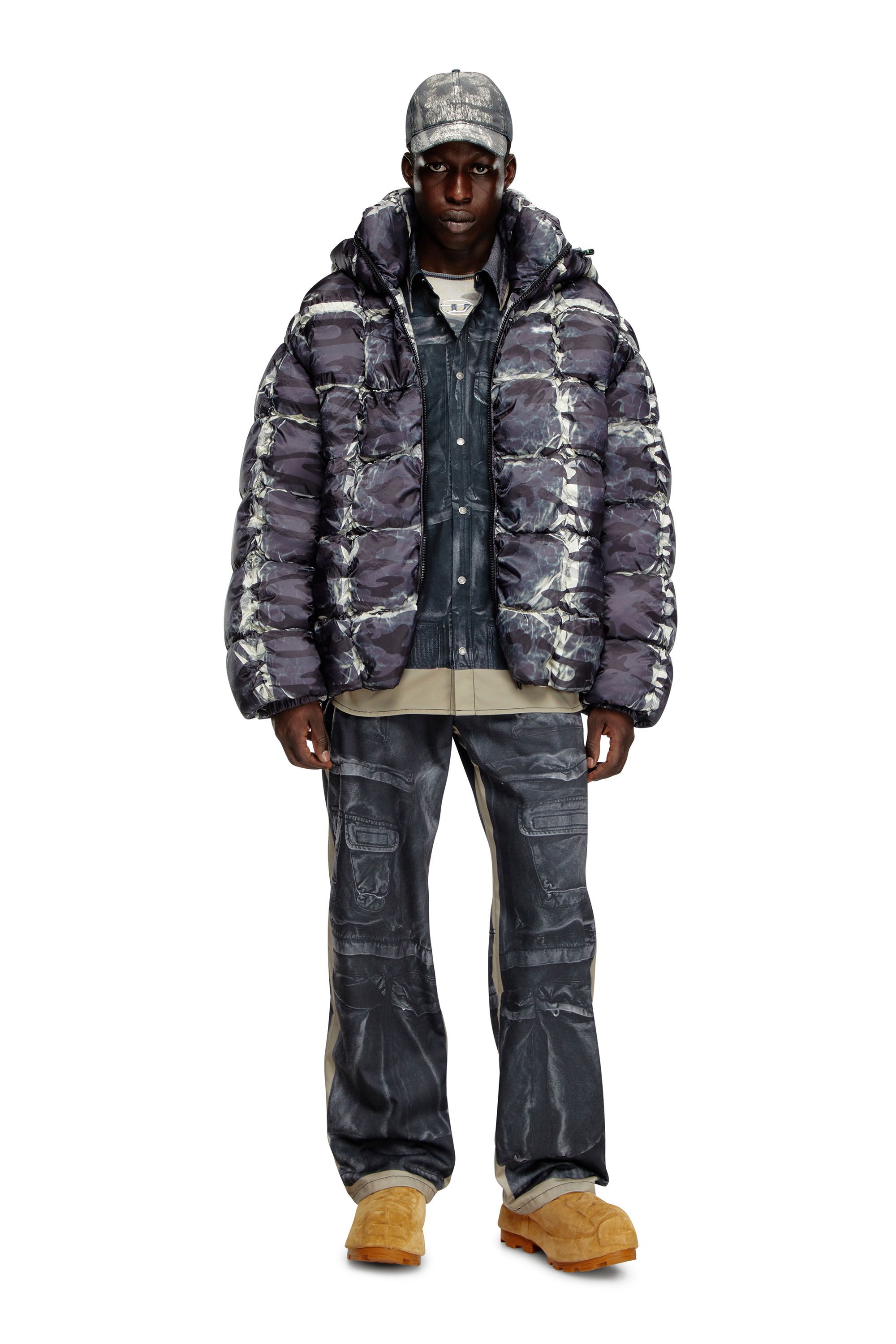Diesel - W-CLAUS-CAMU, Herren Puffer-Jacke mit Kapuze und Camouflage-Print in Grau - 1