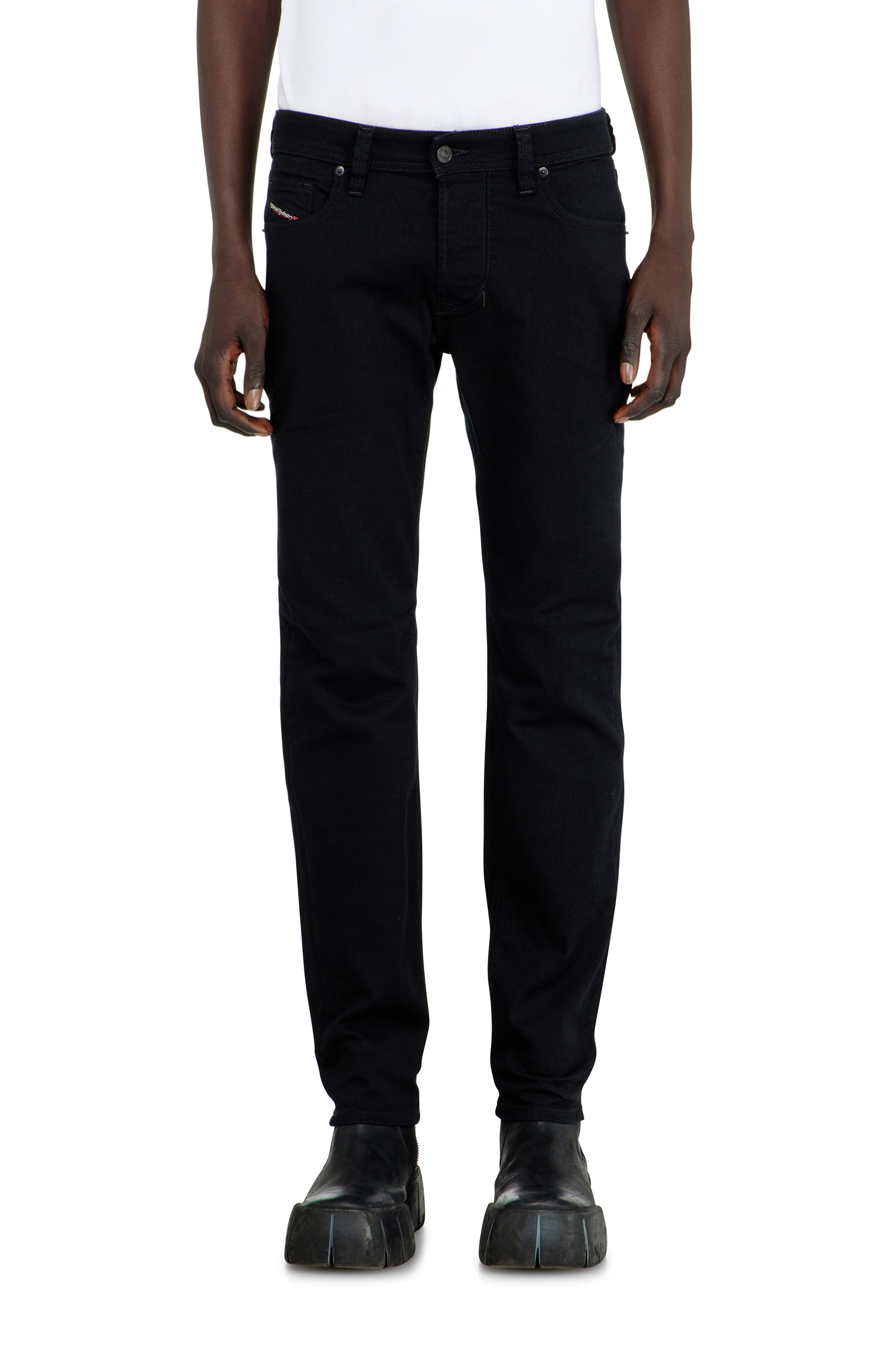 Diesel - Herren Regular Jeans 1986 Larkee-Beex 0688H, Schwarz/Dunkelgrau - 1