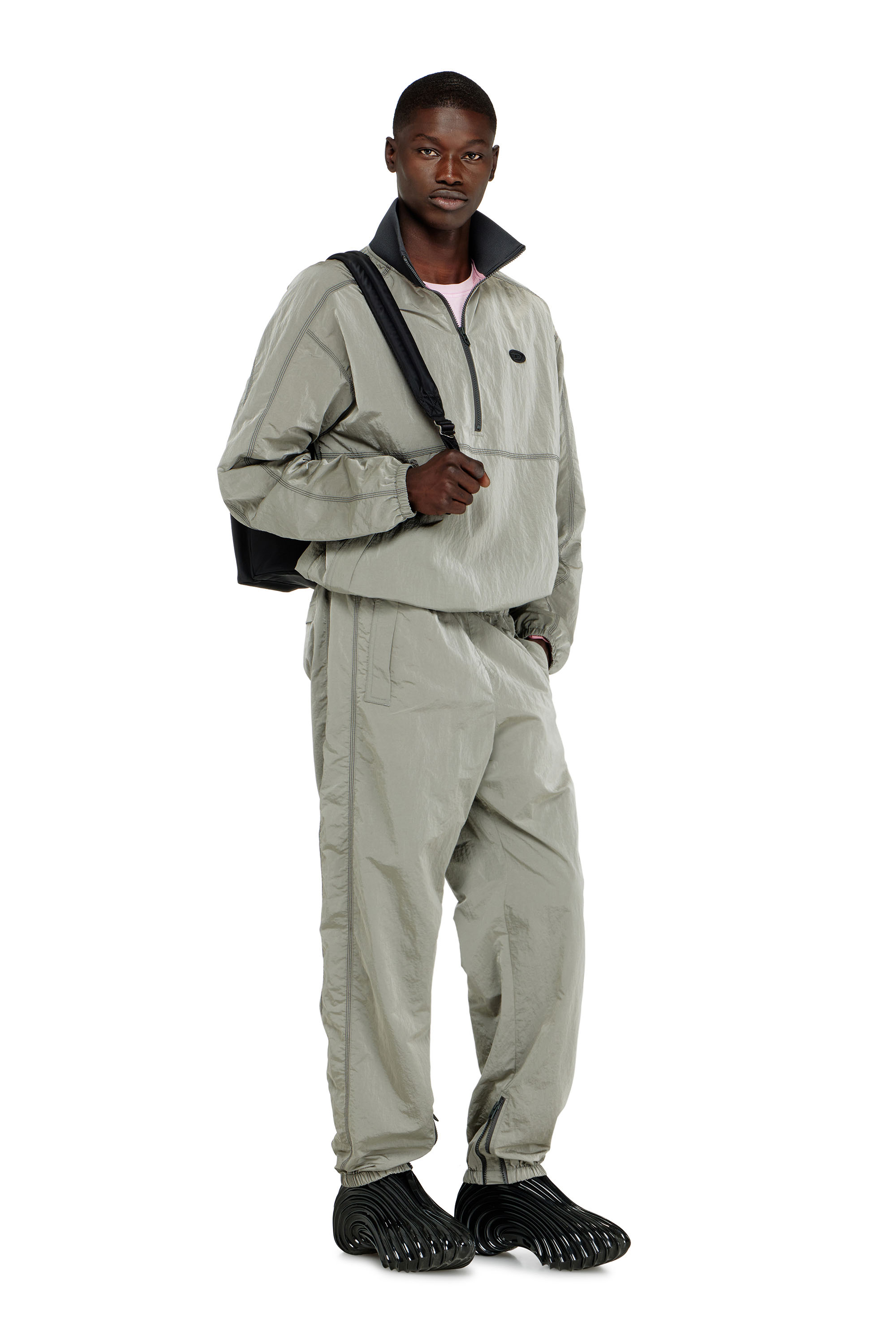 Diesel - J-ANOK, Herren Nylonjacke mit Crinkle-Effekt in Hellgrau - 2