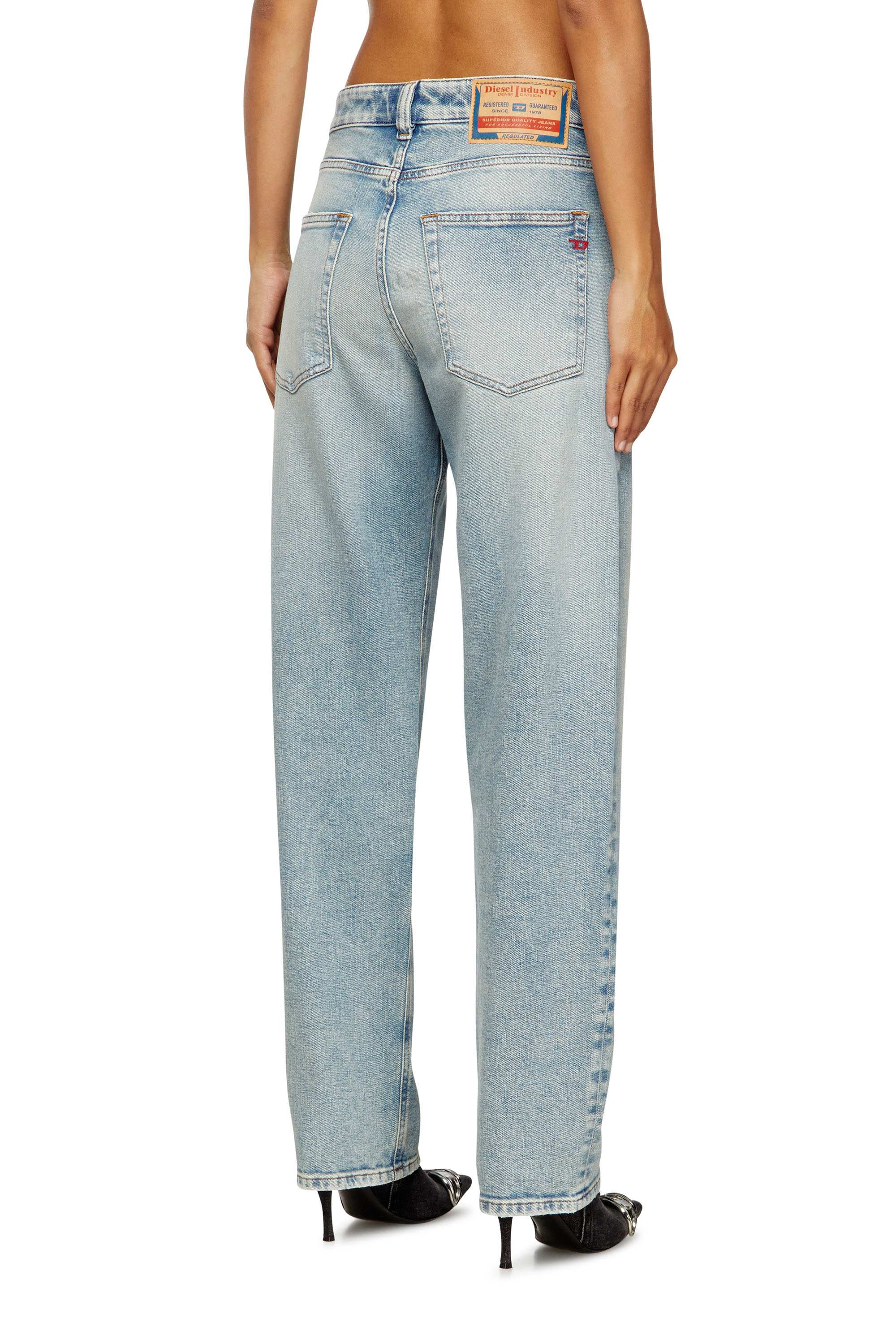Diesel - Damen Regular Jeans 1988 D-Ark 09M21, Hellblau - 4
