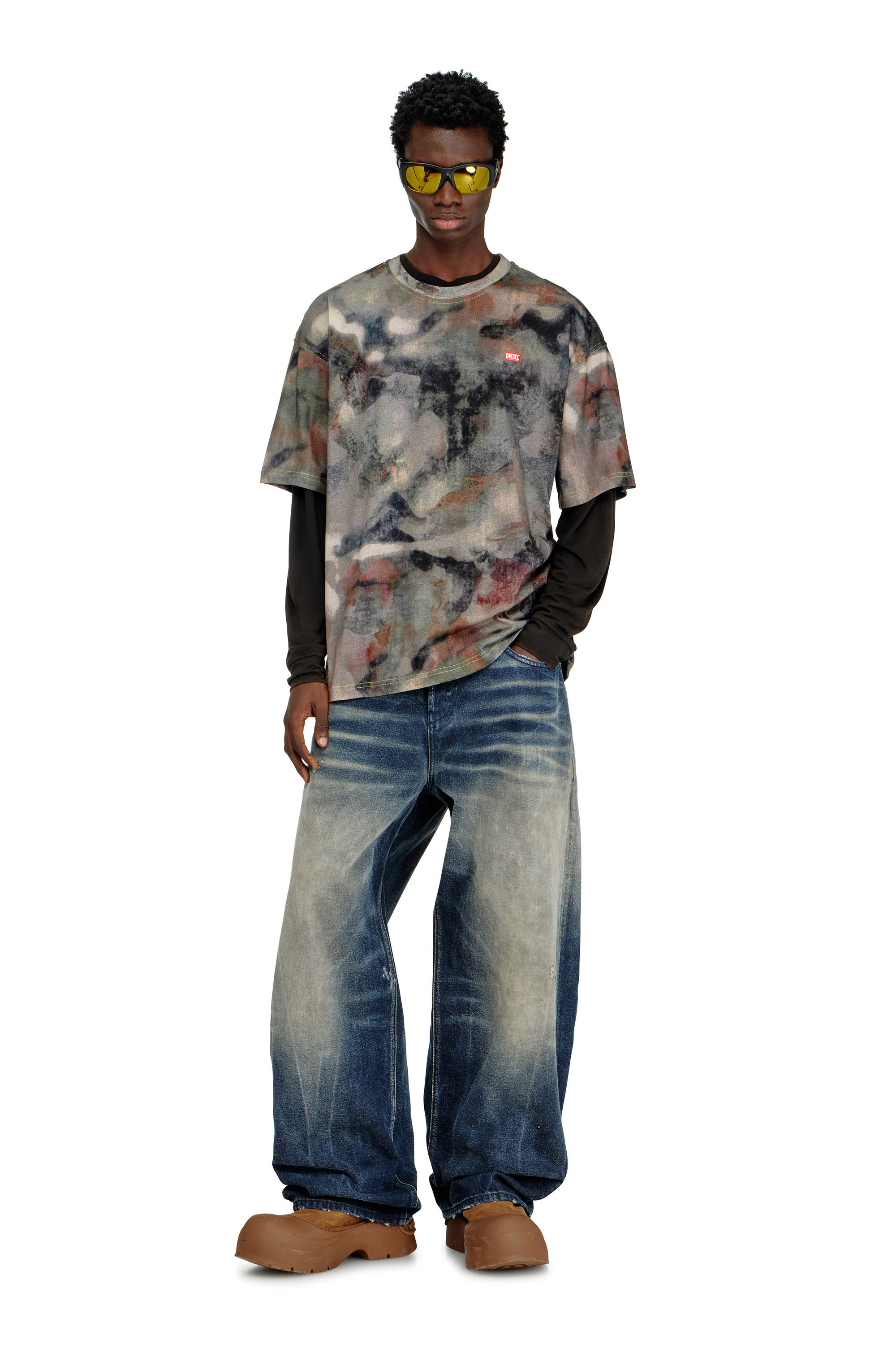 Diesel - T-BOXT-V7, Herren Schweres Baumwoll-T-Shirt mit Camouflage-Print in Gr&uuml;n/Braun - 1