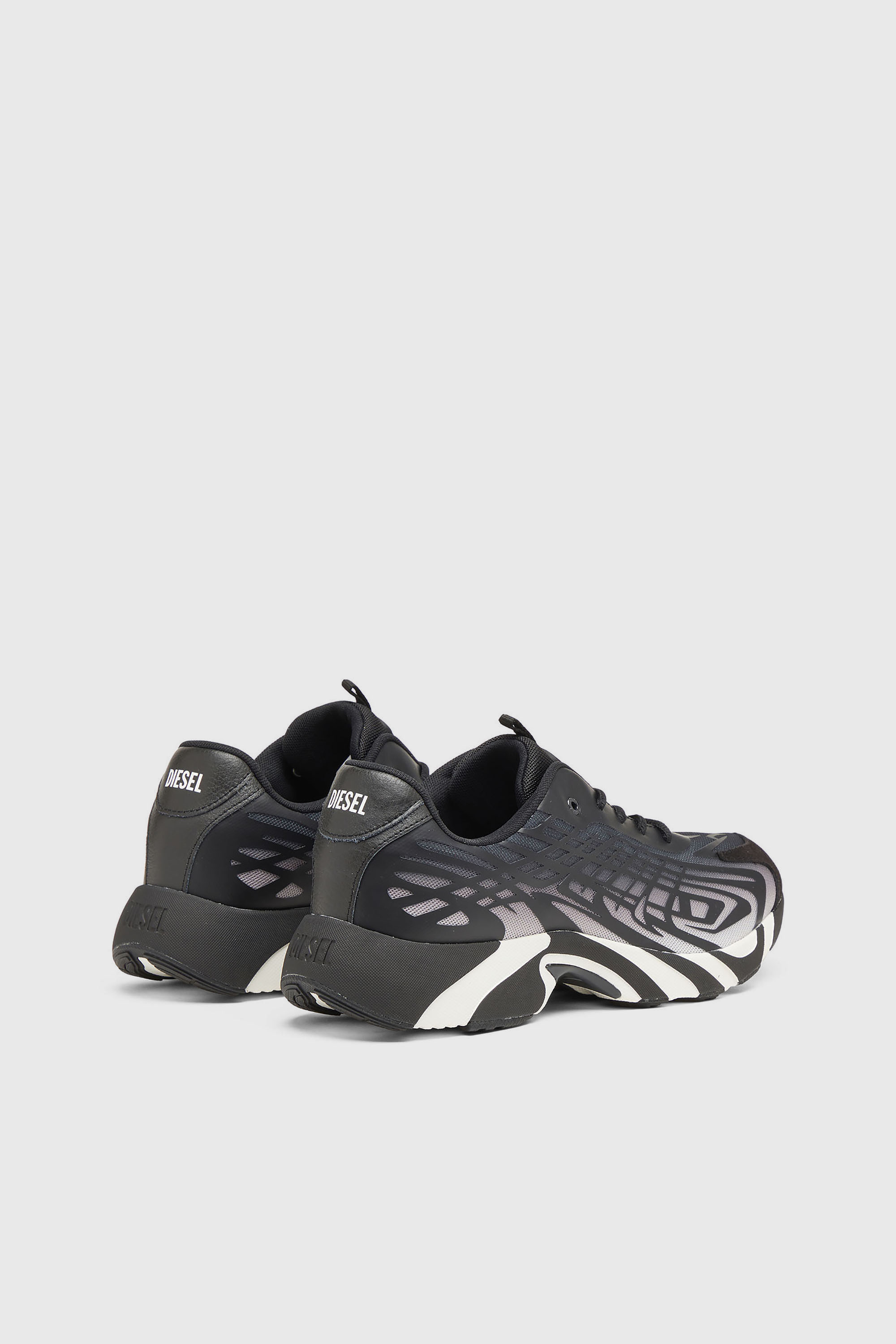Diesel - S-D-VIT'S 500 LOW, Man's D-Vit-Sneakers in striped d&eacute;grad&eacute; mesh in Black/White - 3