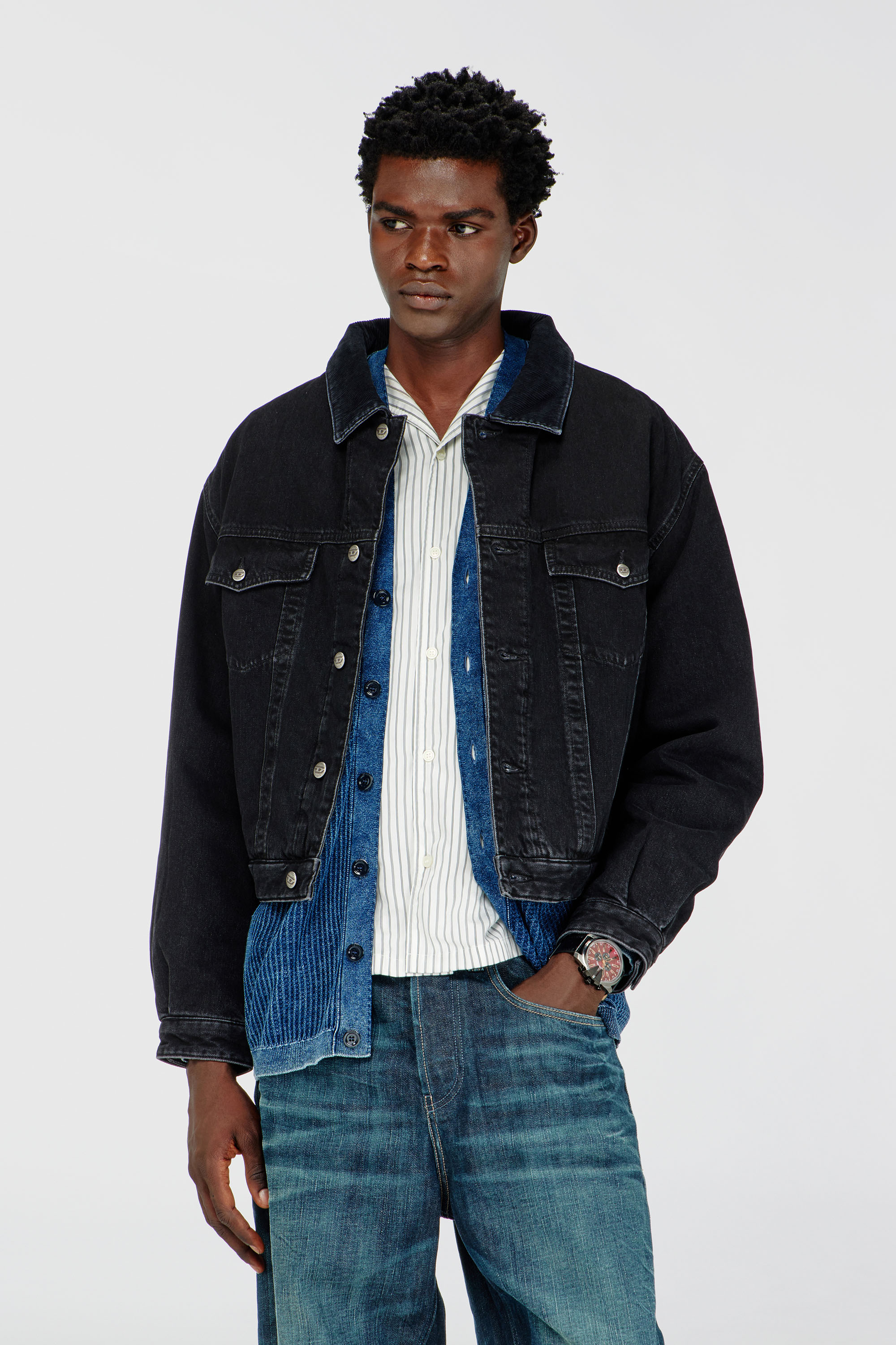 Diesel - D-RANGER-T, Unisex Gesteppte Truckerjacke aus Denim in Schwarz - 3