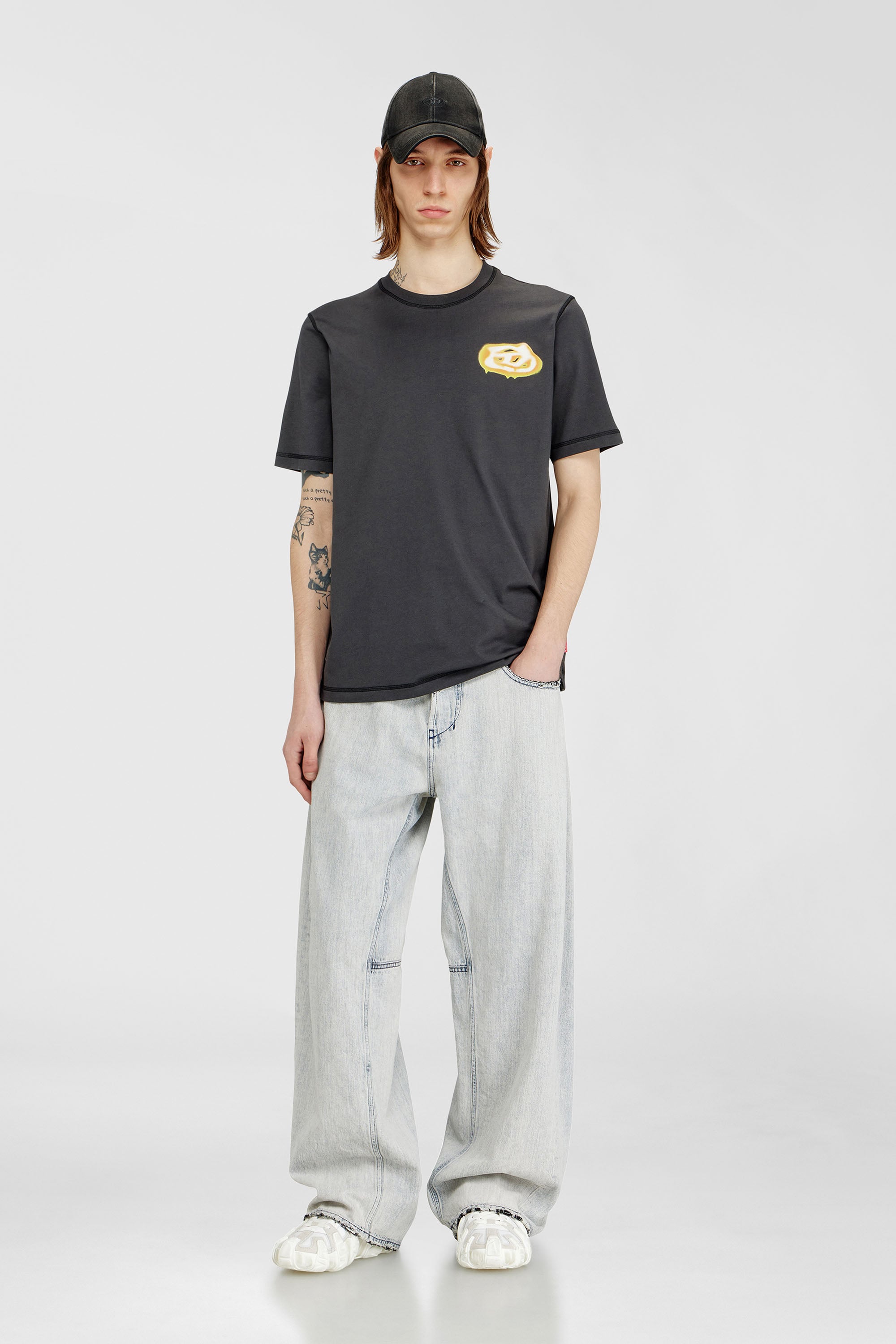 Diesel - T-ADJUST-V7, Herren T-Shirt mit Oval D-Logo in Dunkelgrau - 2
