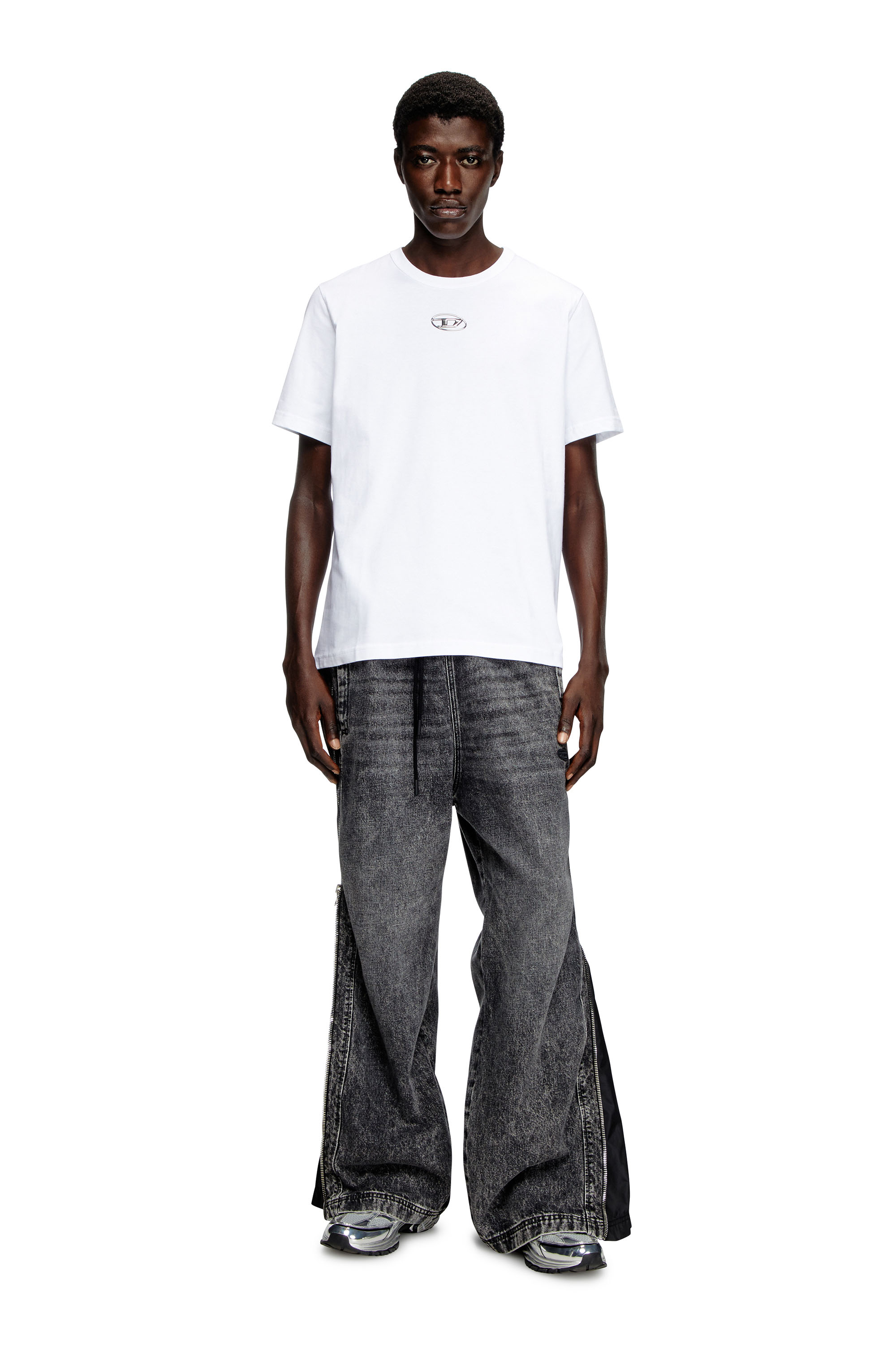 Diesel - T-ADJUST-OD, Herren T-Shirt mit metallischem Oval D in Weiß - 1