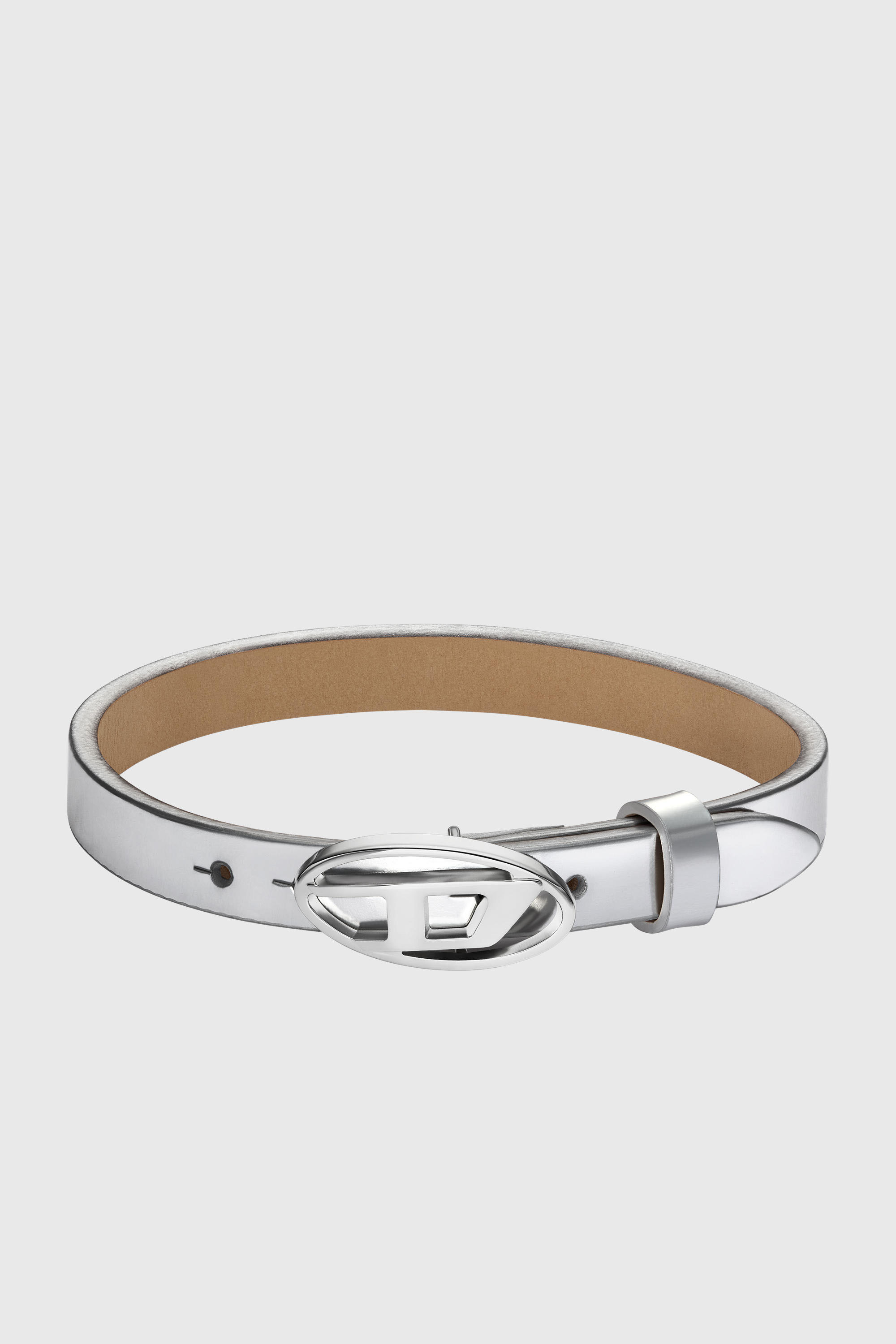 Stapelarmband aus silbernem Leder