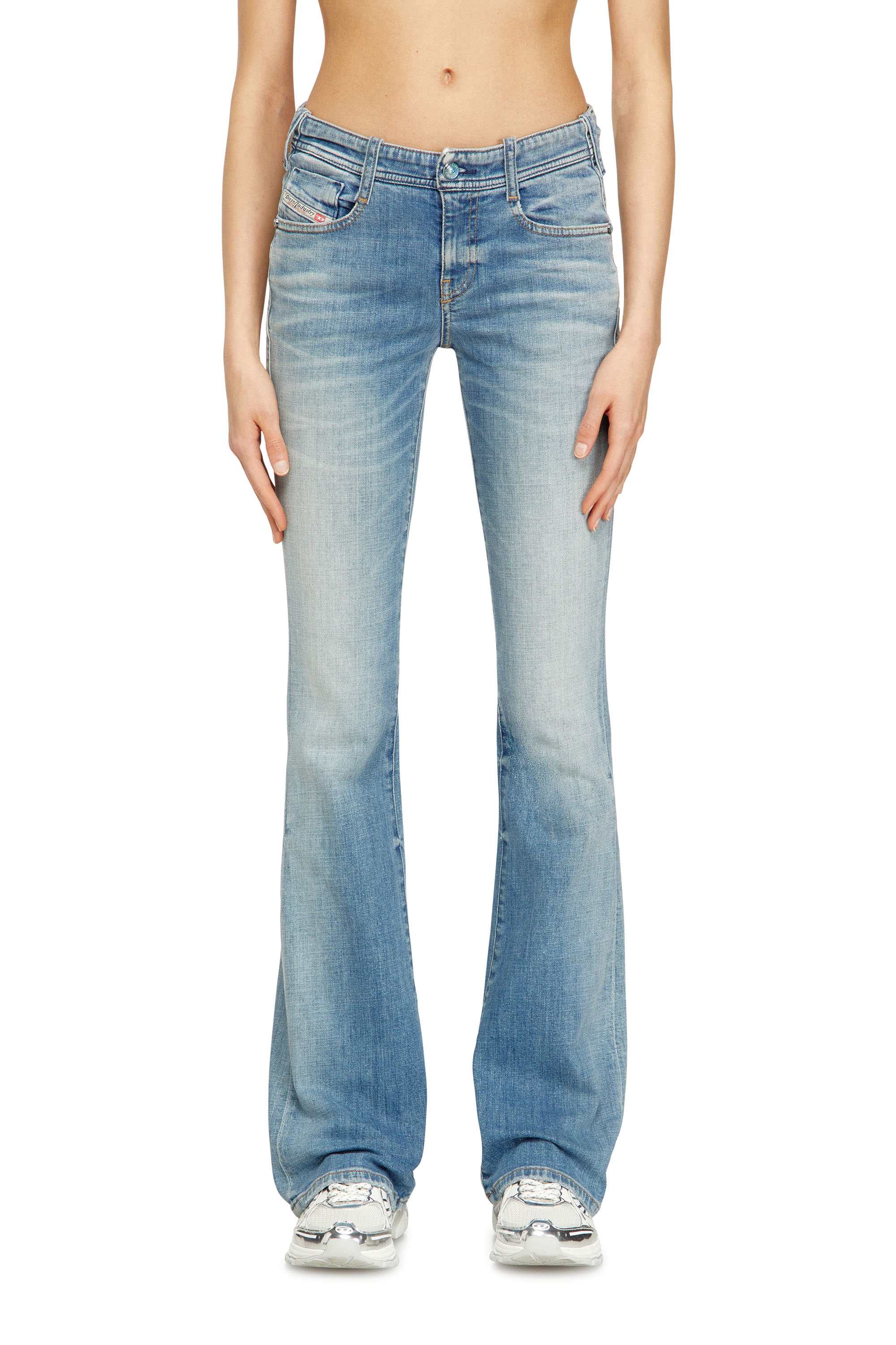 Diesel - Damen Bootcut Jeans 1969 D-Ebbey 09N95, Hellblau - 3