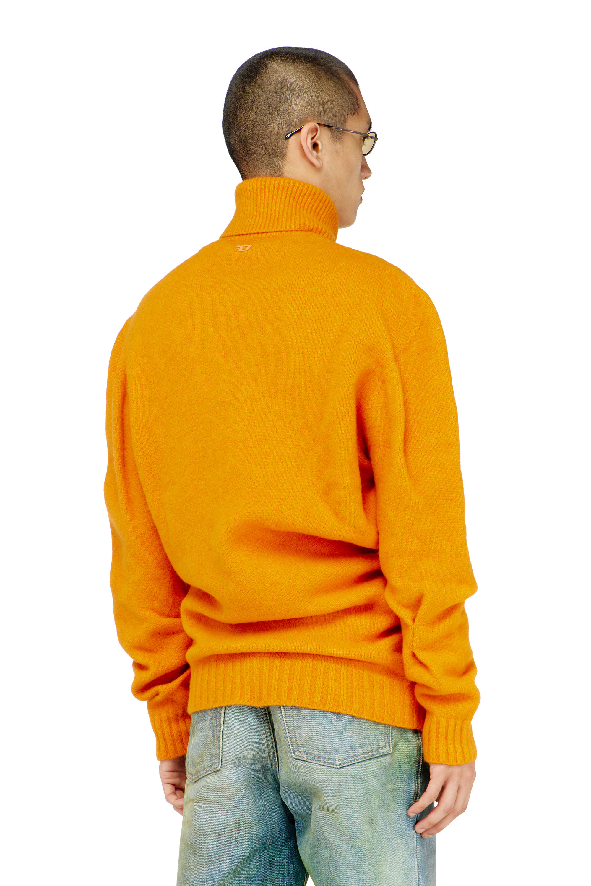 Diesel - K-ANDREW, Herren Pullover mit Knopfleiste aus gekochtem, geknittertem Strick in null - 4