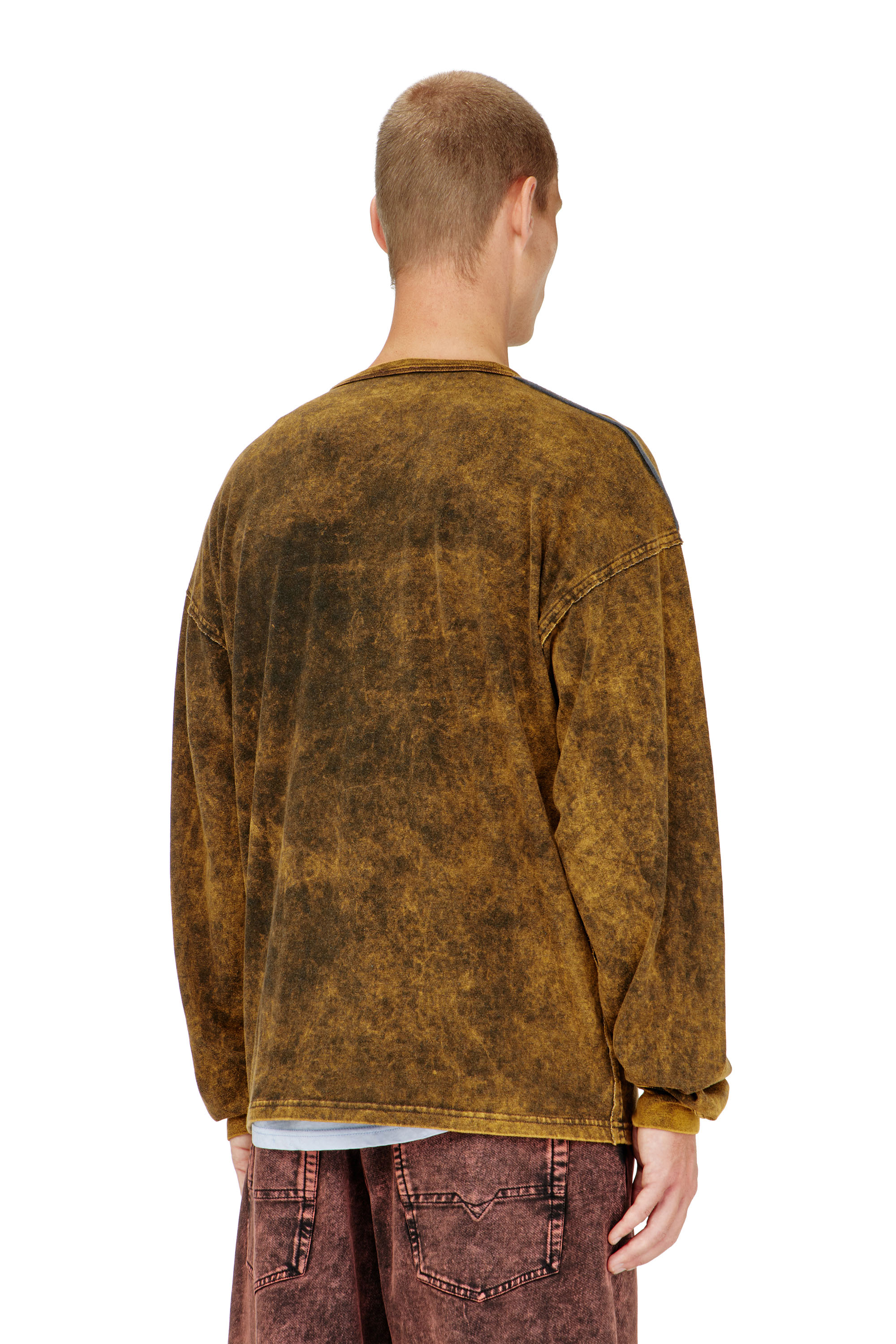 Diesel - T-BOXT-LS-RAW, Herren Acid-wash lang&auml;rmliges T-Shirt mit ausgefransten Details in null - 4