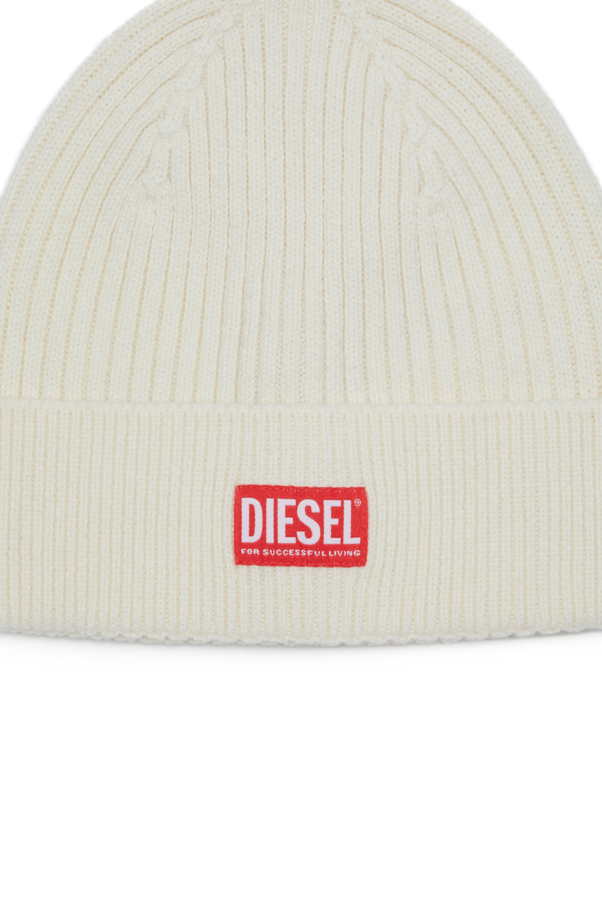Diesel - K-CODER-H 2X2, Unisex Gerippte Beanie-Mütze mit Logo-Aufnäher in Weiß - 3
