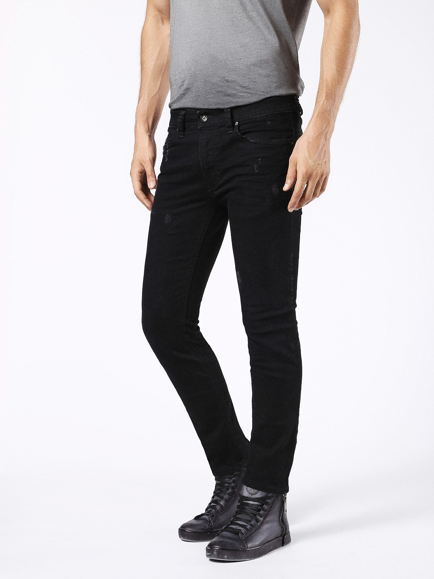 Thavar 0676L, Diesel - Thavar 0676L, - Image 1
