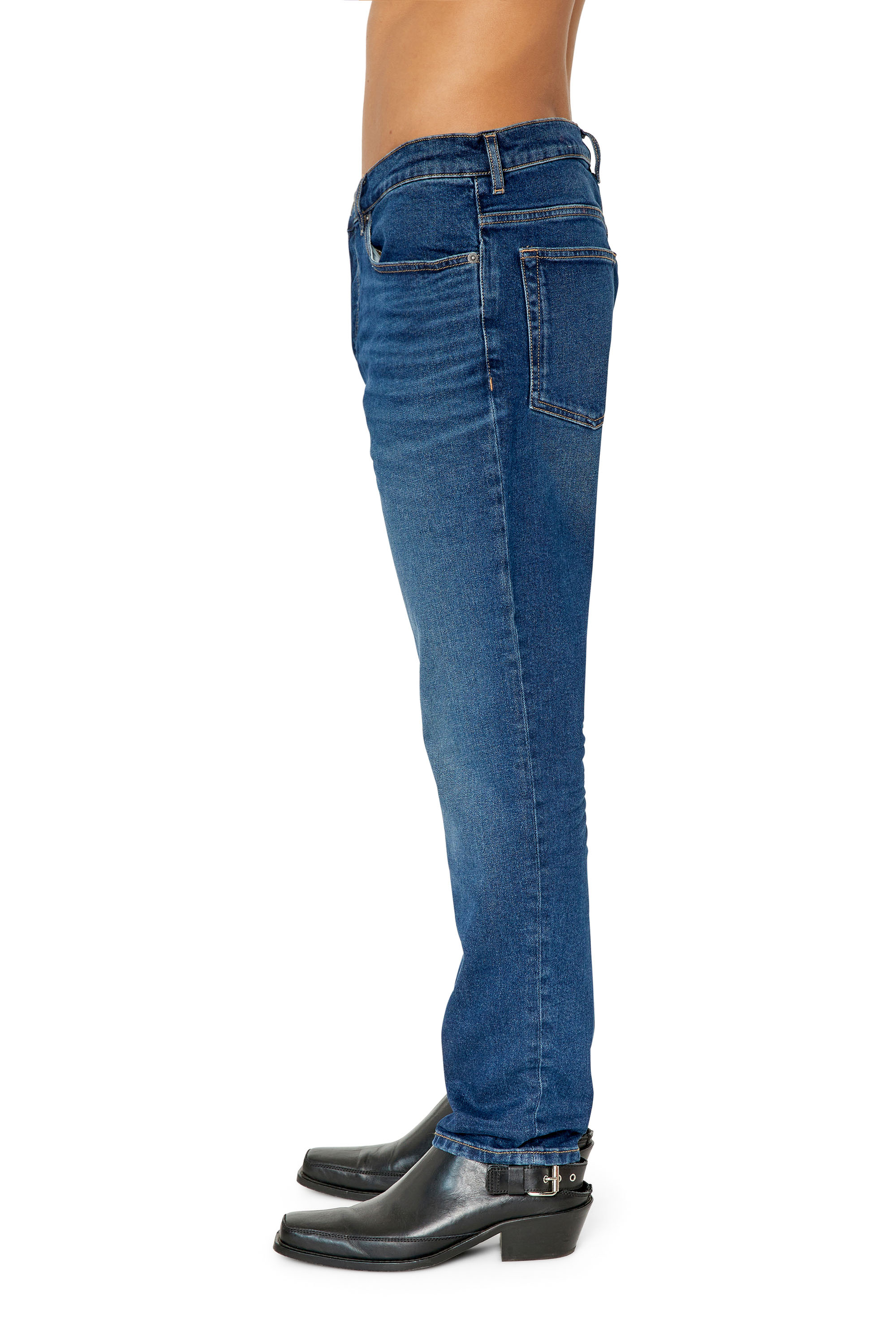 Diesel - 2006 D-FINING 0GYCS Tapered Jeans, Dunkelblau - Image 4