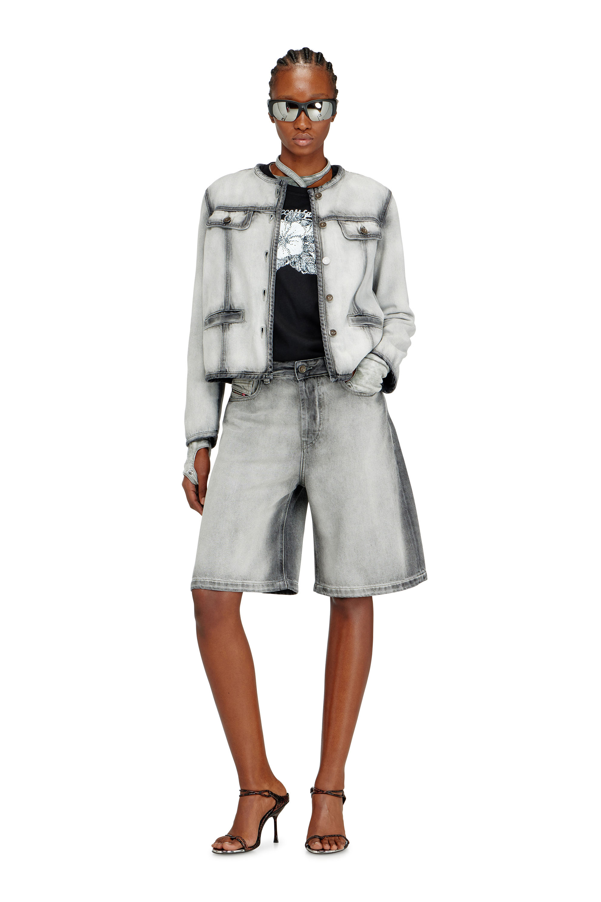 Diesel - DE-SIRE-SHORT-FSI, Damen Shorts aus weichem Skeleton-Denim in Grau - 2