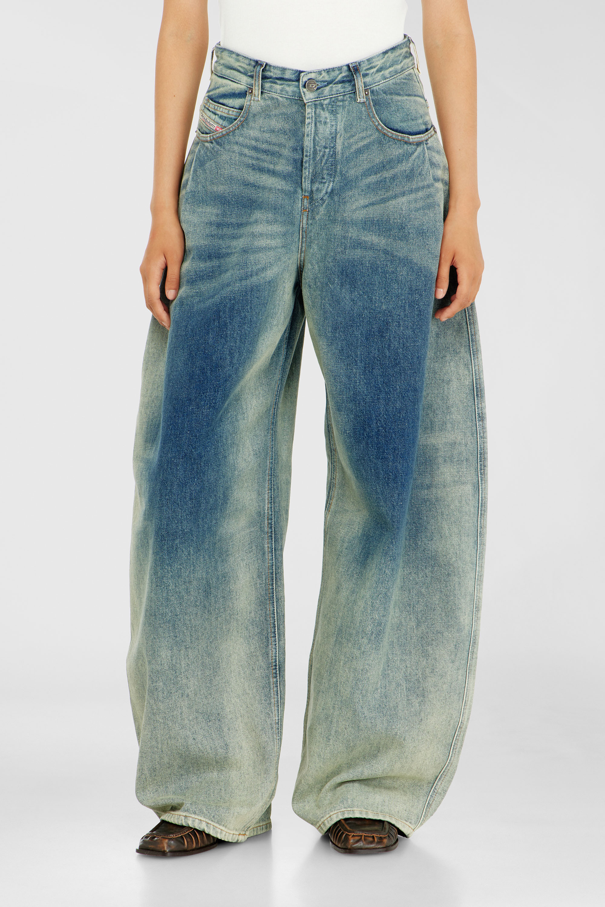 Diesel - Damen Relaxed Jeans 1987 D-Khelz 007EF, Mittelblau - 2