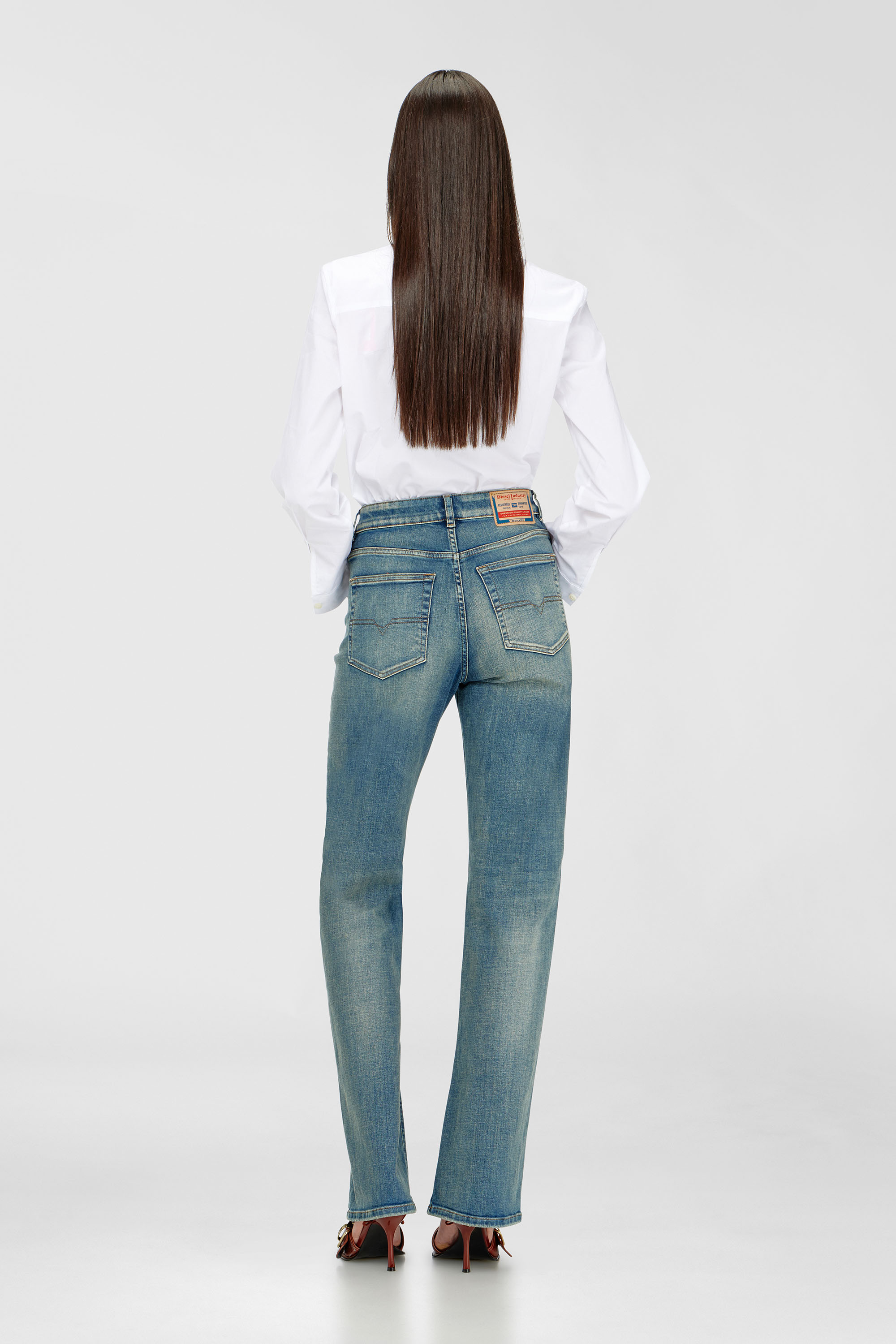 Diesel - Damen Regular Jeans 1971 D-Sent 09N32, Mittelblau - 3