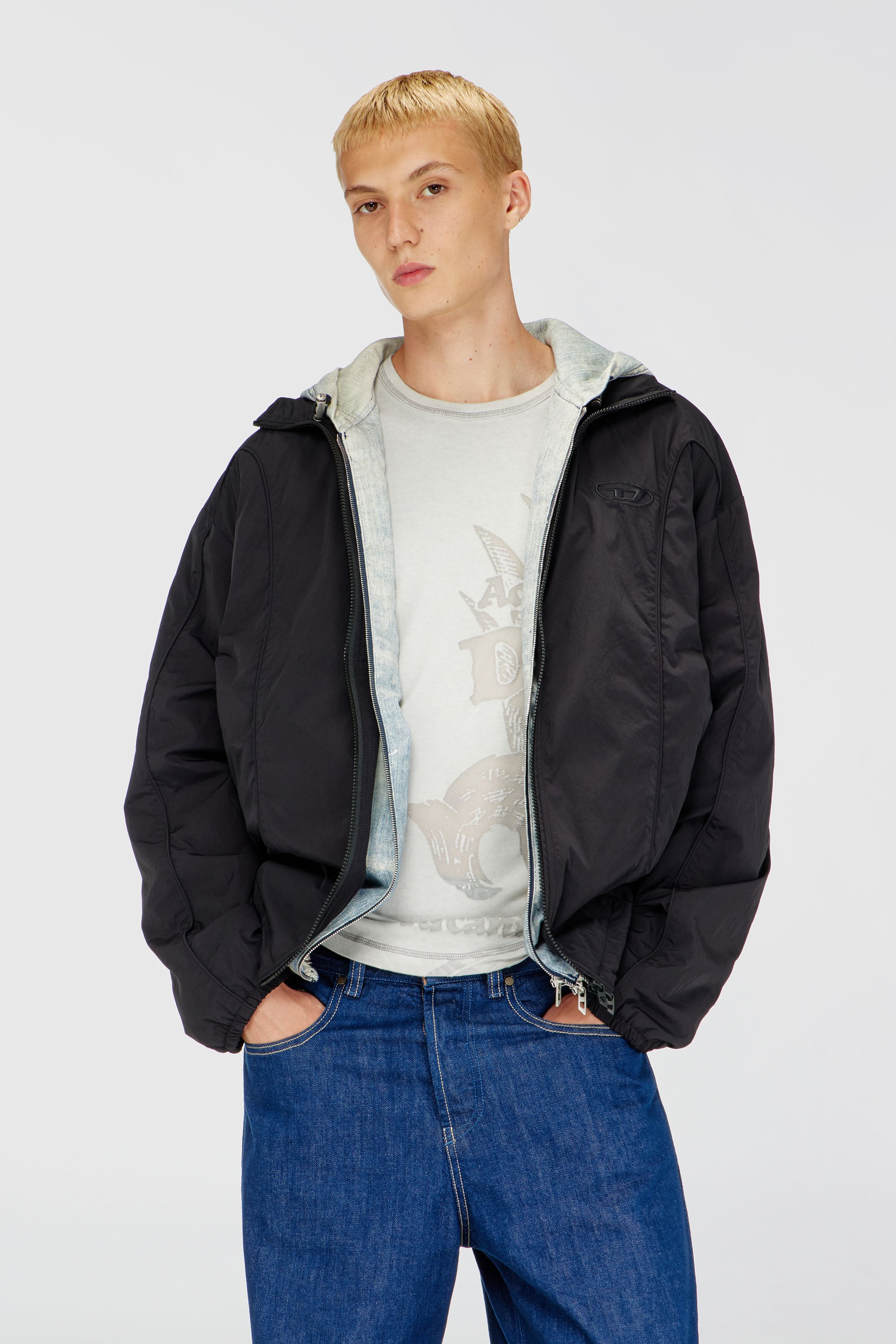 Diesel - J-FIVE-WRD-AKAD, Herren Jacke aus geknittertem Nylon mit Paspeln in Schwarz - 1